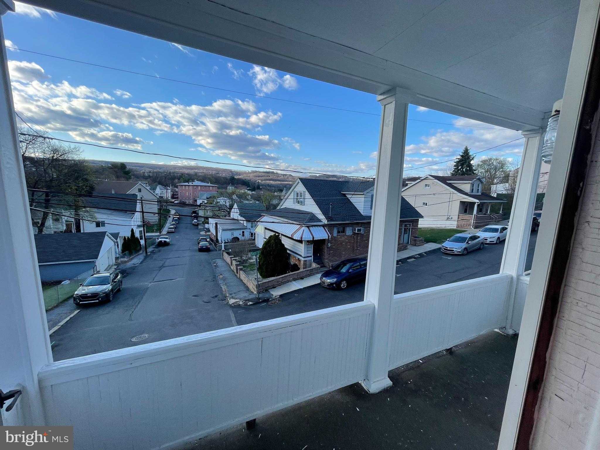 251 Spruce St photo 21