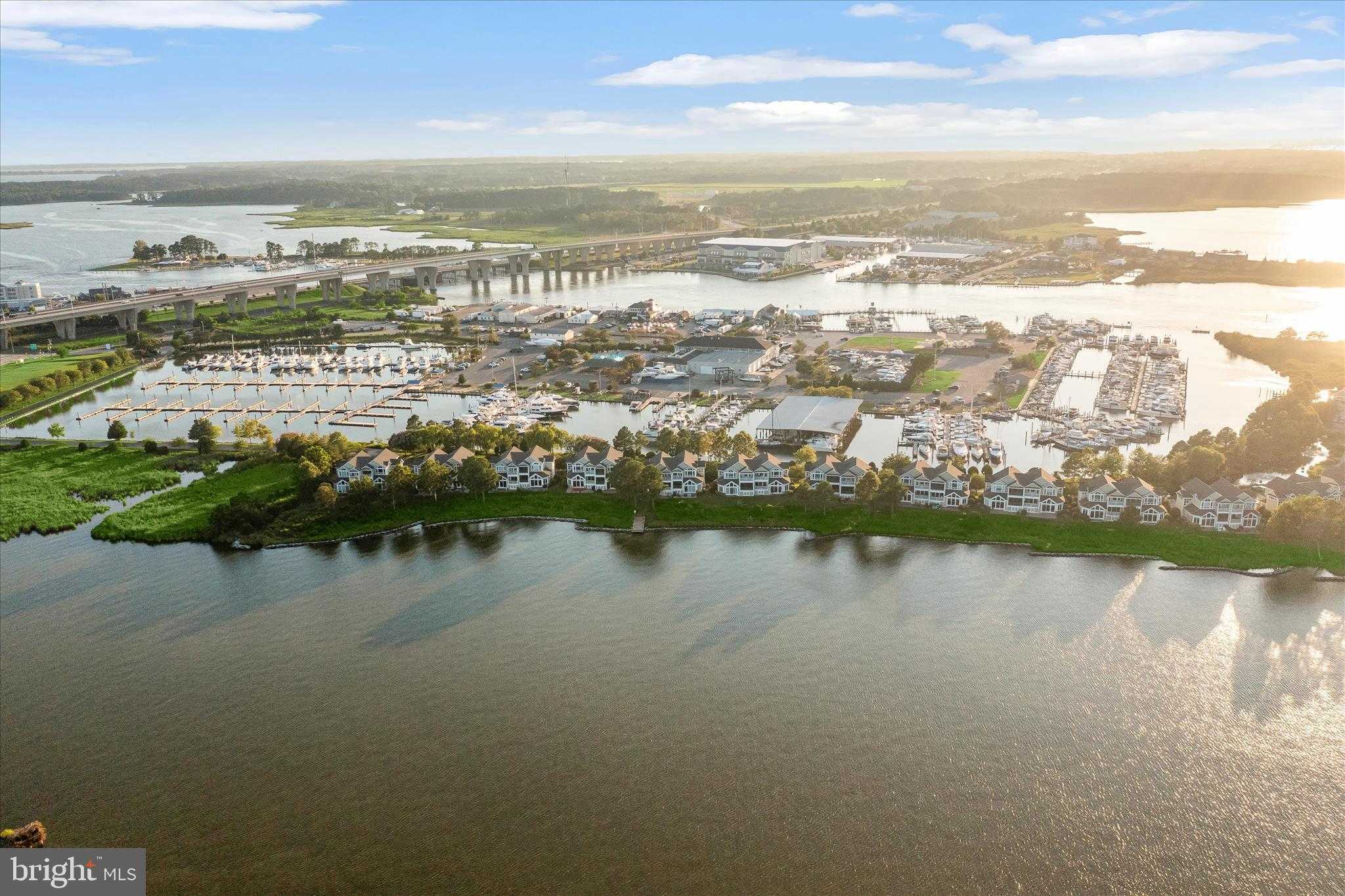 350 Narrows Pointe Dr photo 54