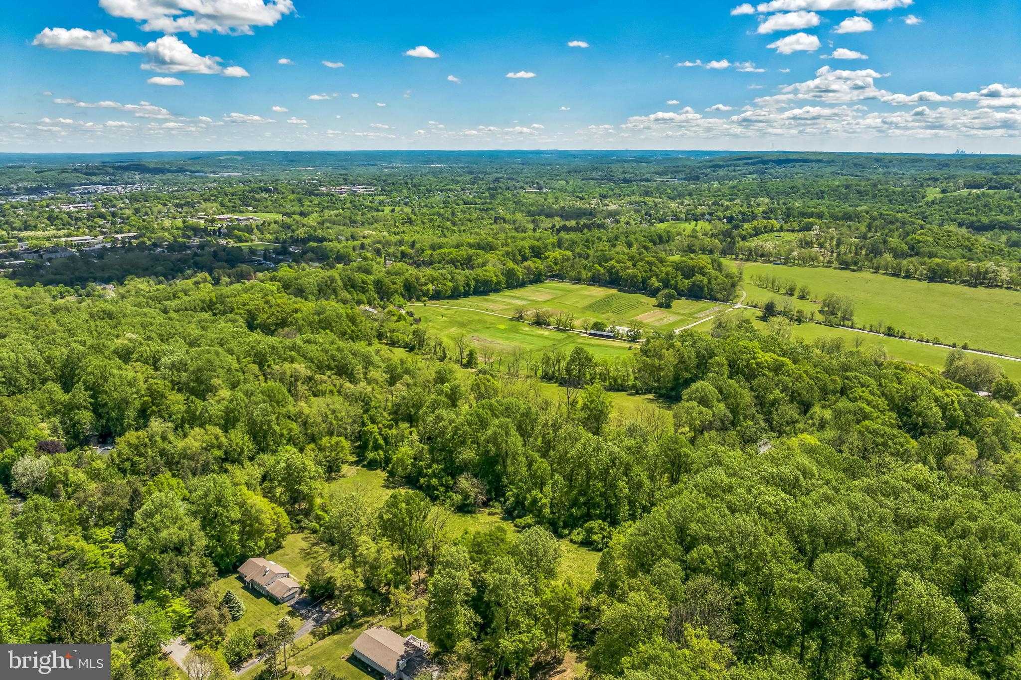 2585 Charlestown Rd photo 19