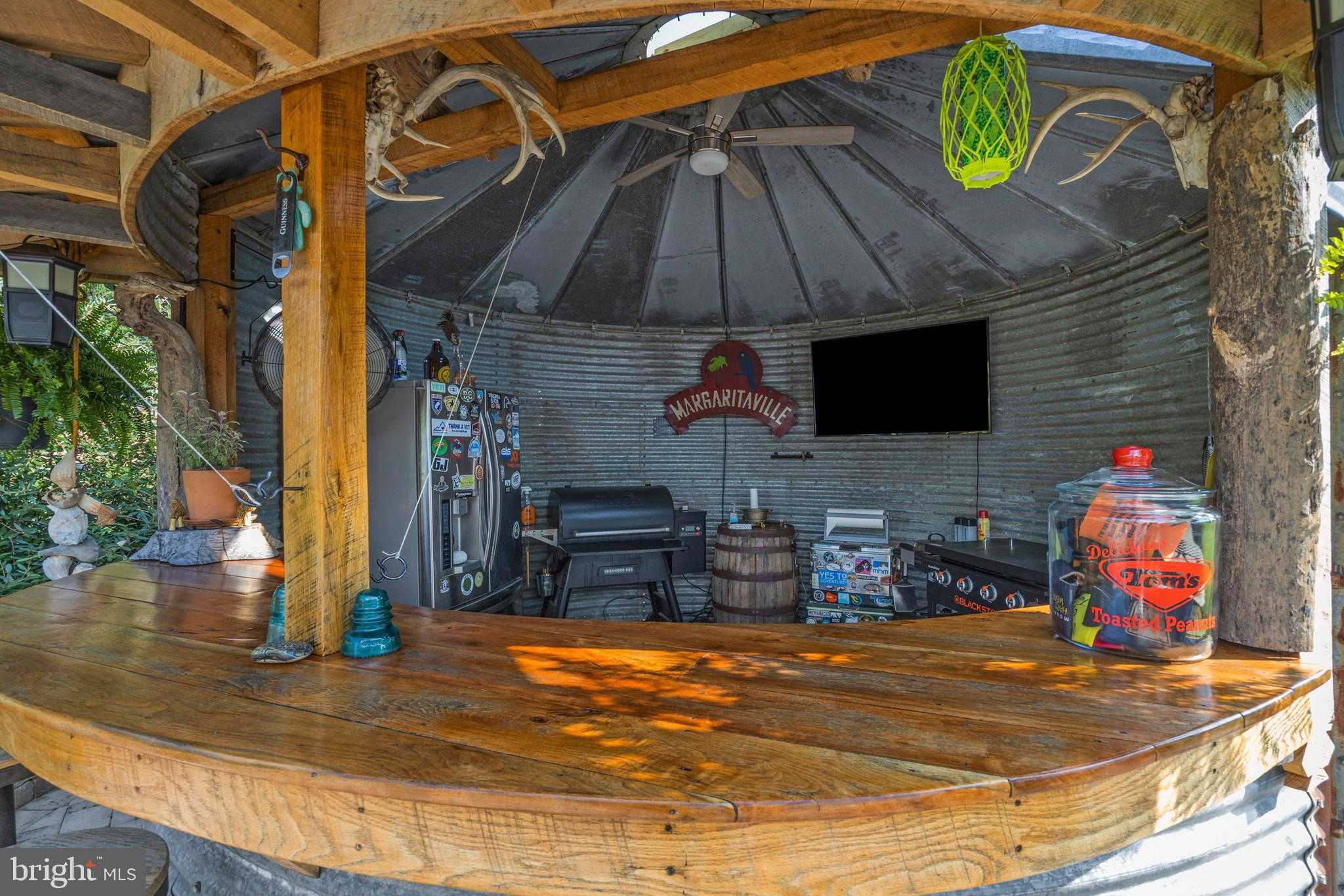 714 Jackson St photo 36