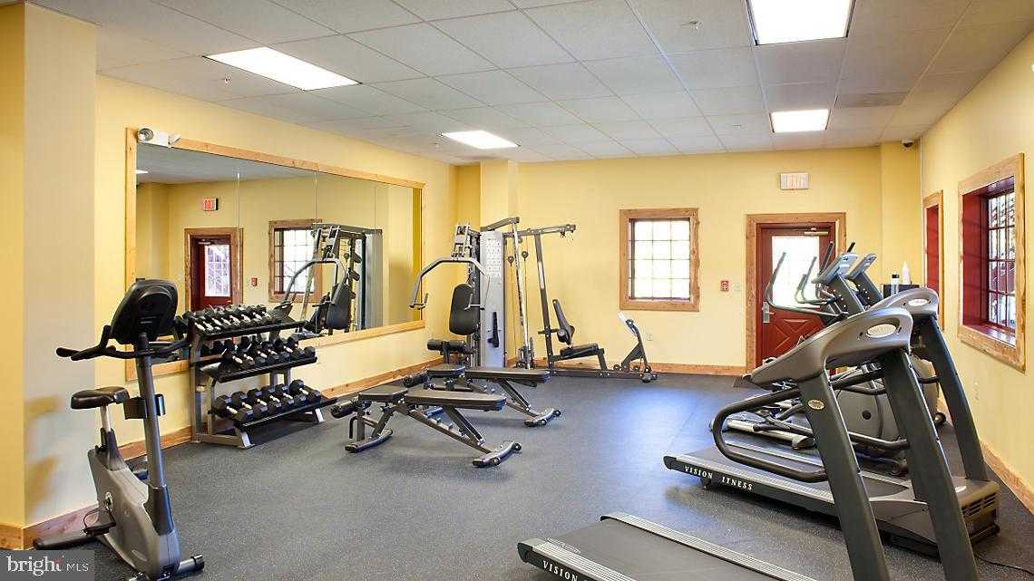 260 Oakmont Dr photo 15