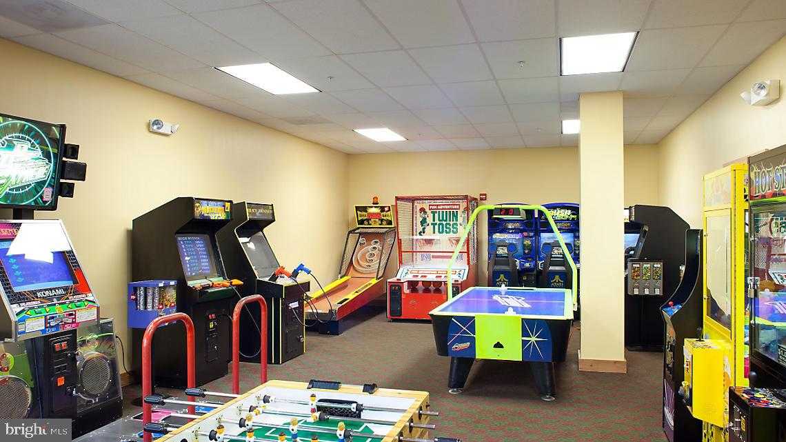 260 Oakmont Dr photo 16