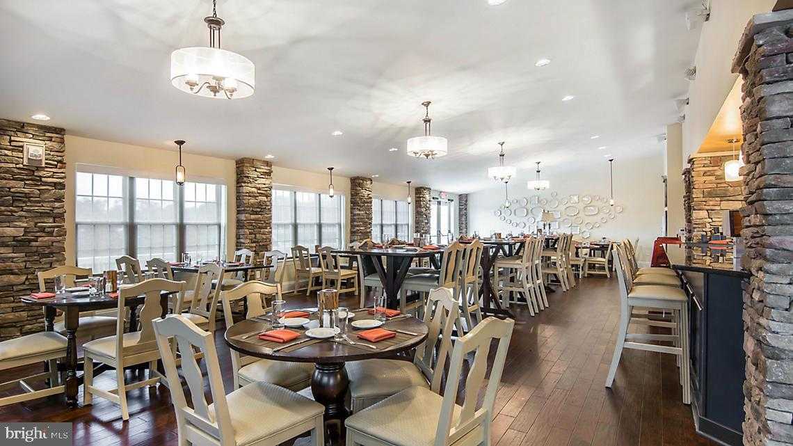 260 Oakmont Dr photo 20