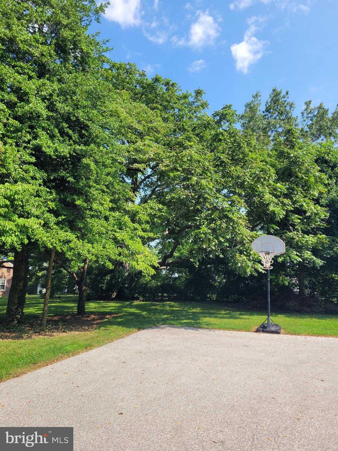 42 S Colonial Ave photo 9