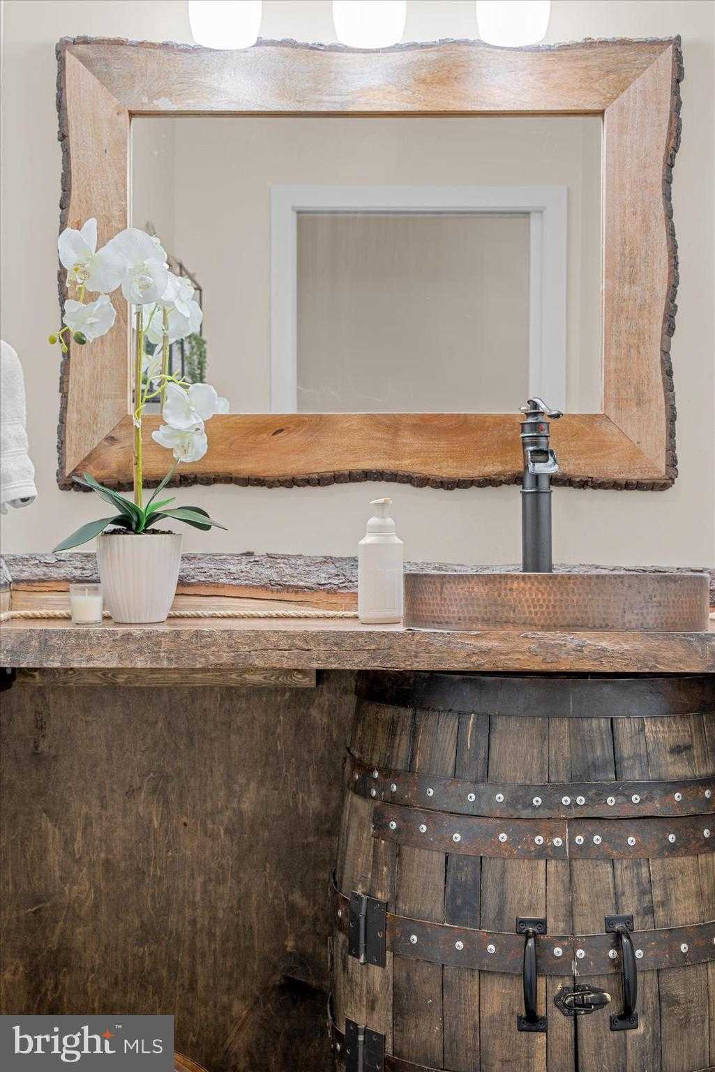 9716 Bantry Rd photo 35