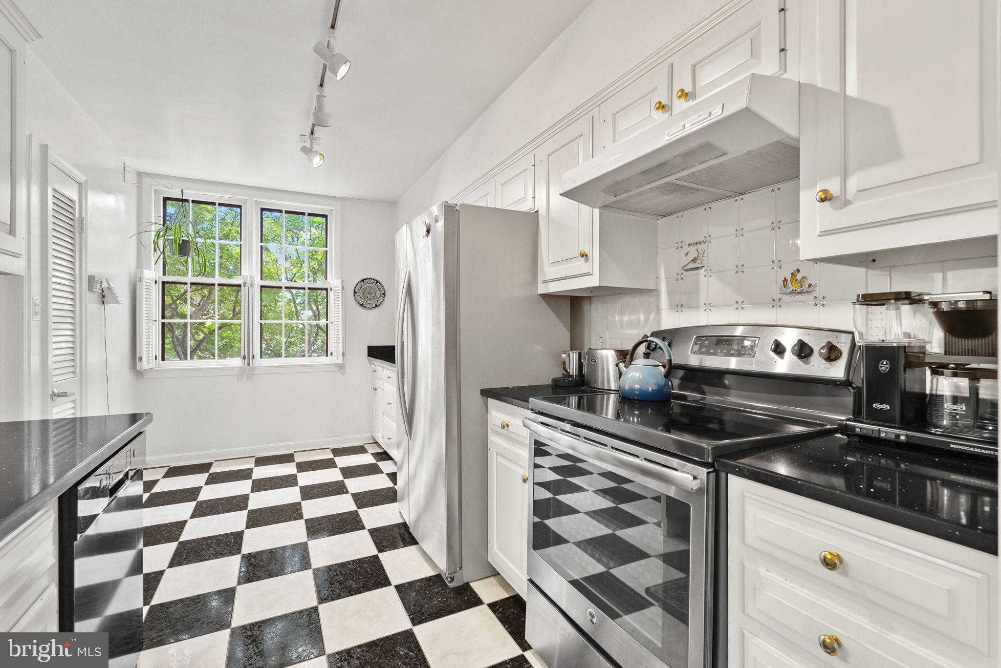 6323 Barrister Pl photo 7