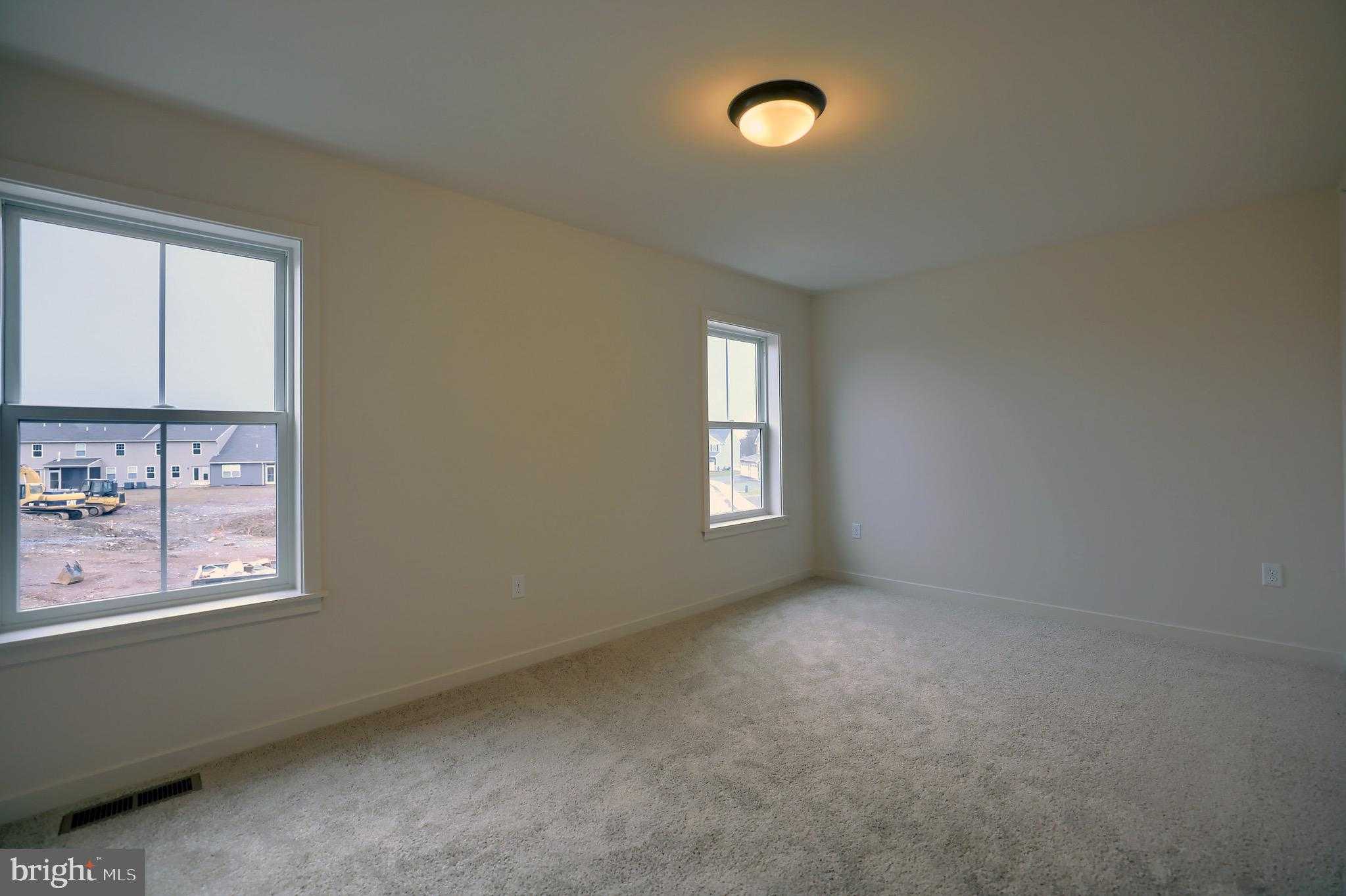 7264 White Oak Blvd photo 12