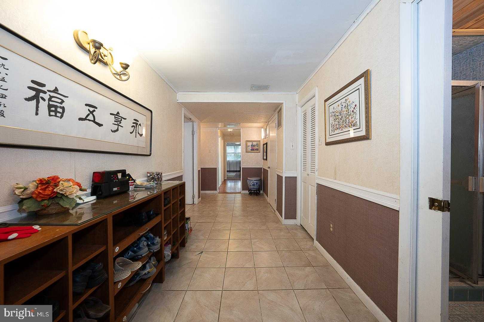 323 Hidden River Rd photo 13