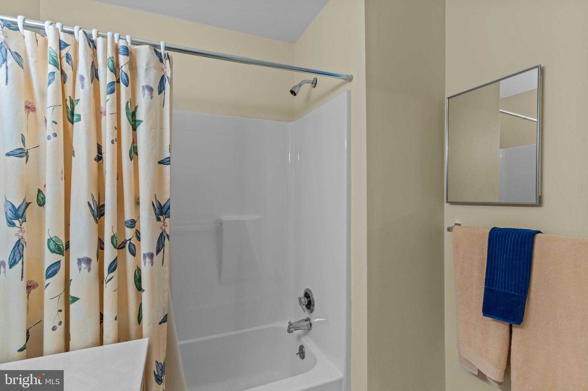 42 W College Ave Apt 222 photo 15