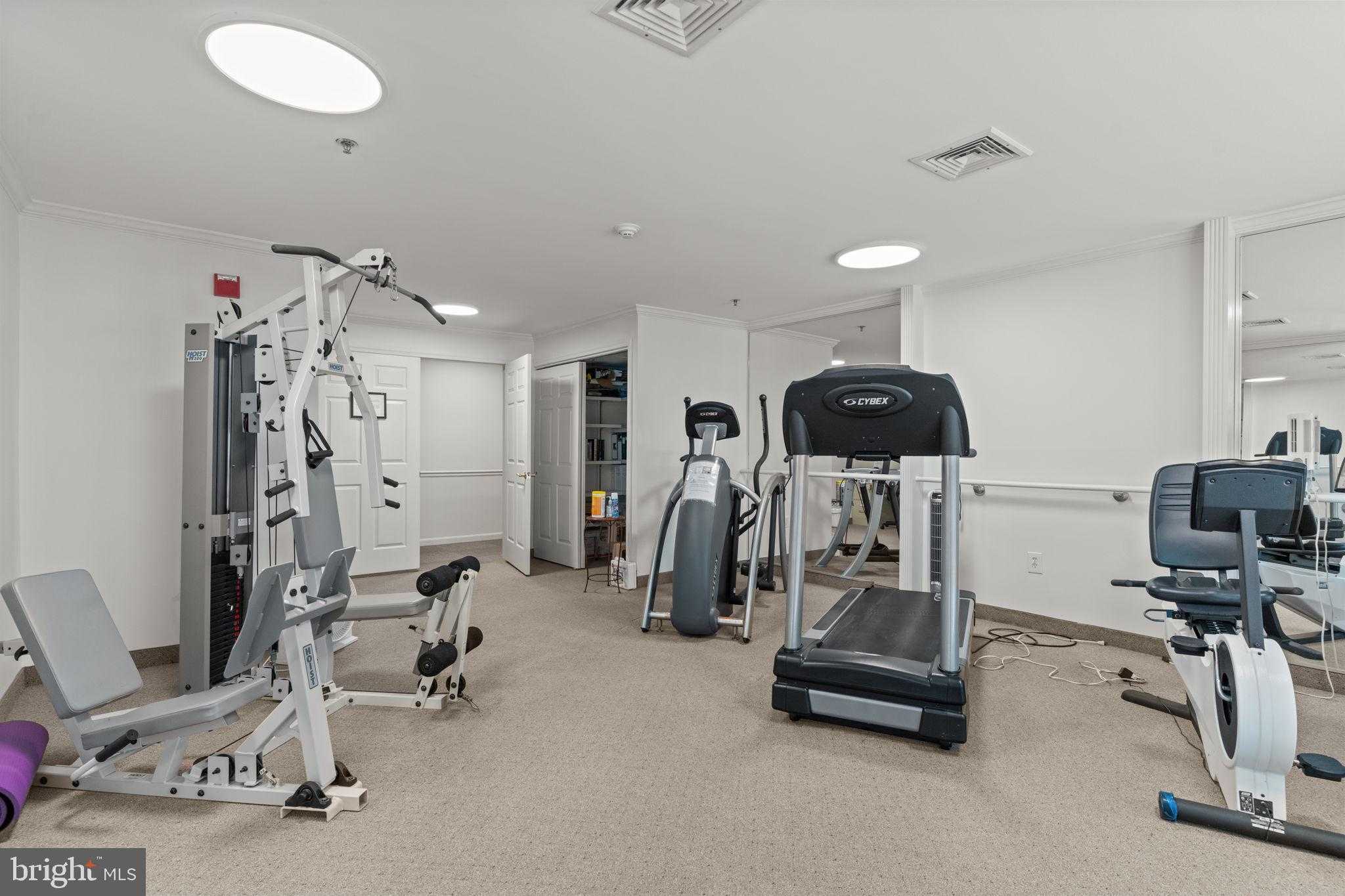 42 W College Ave Apt 222 photo 21