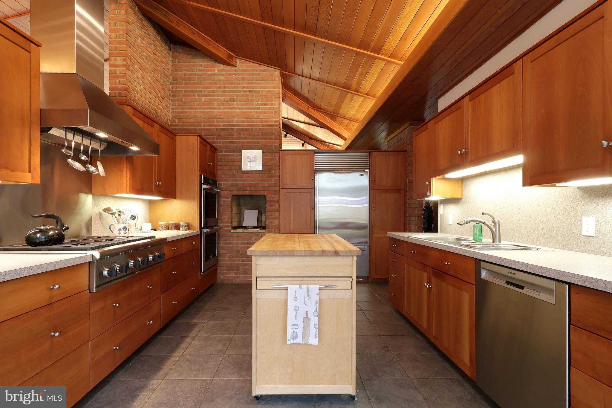 219 Ronan Dr photo 24