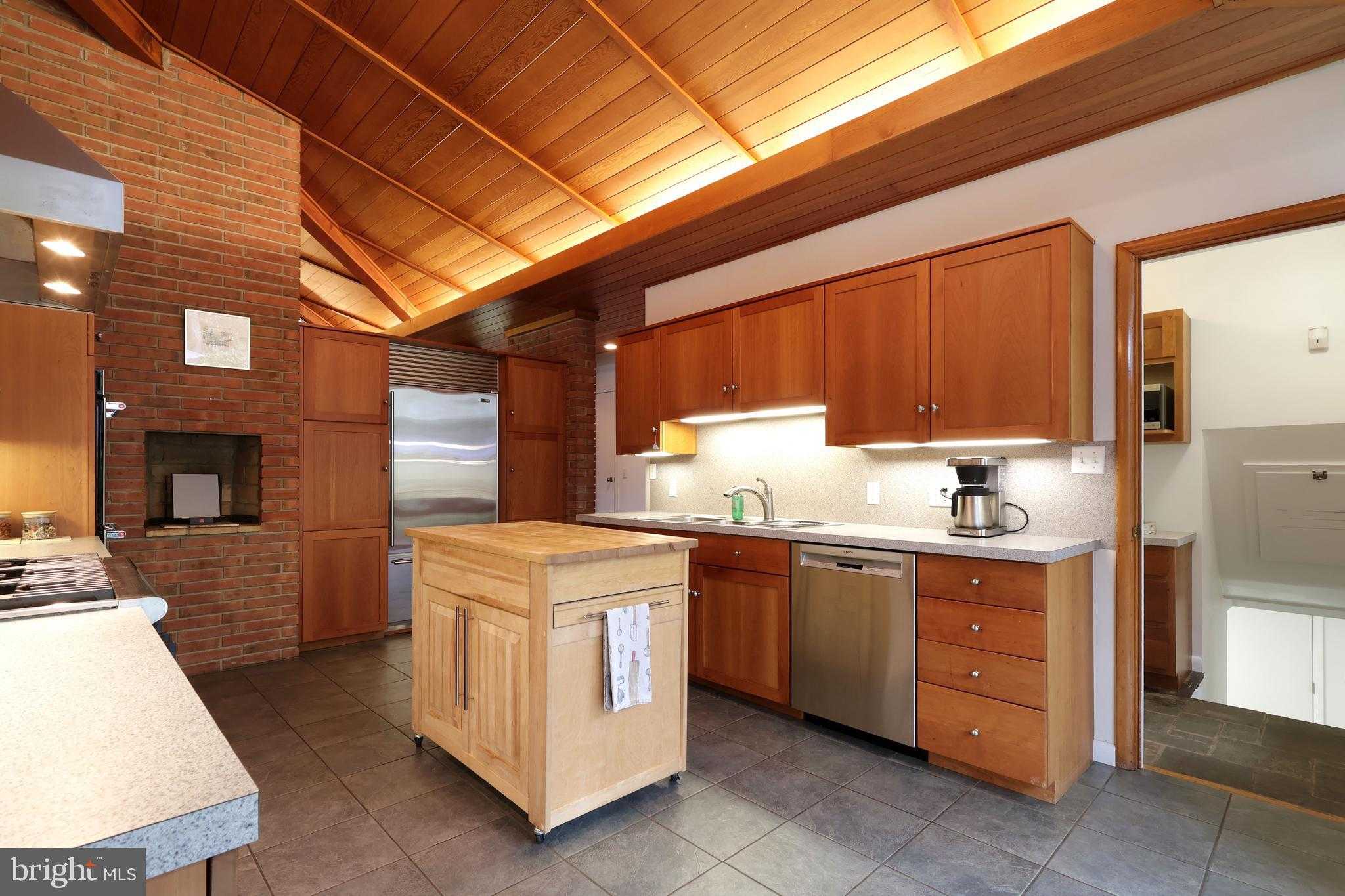 219 Ronan Dr photo 25