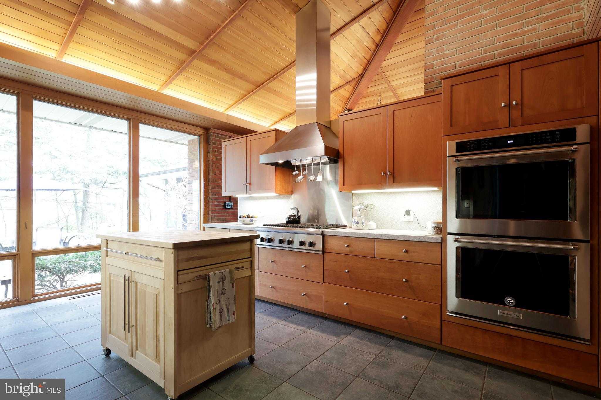 219 Ronan Dr photo 34