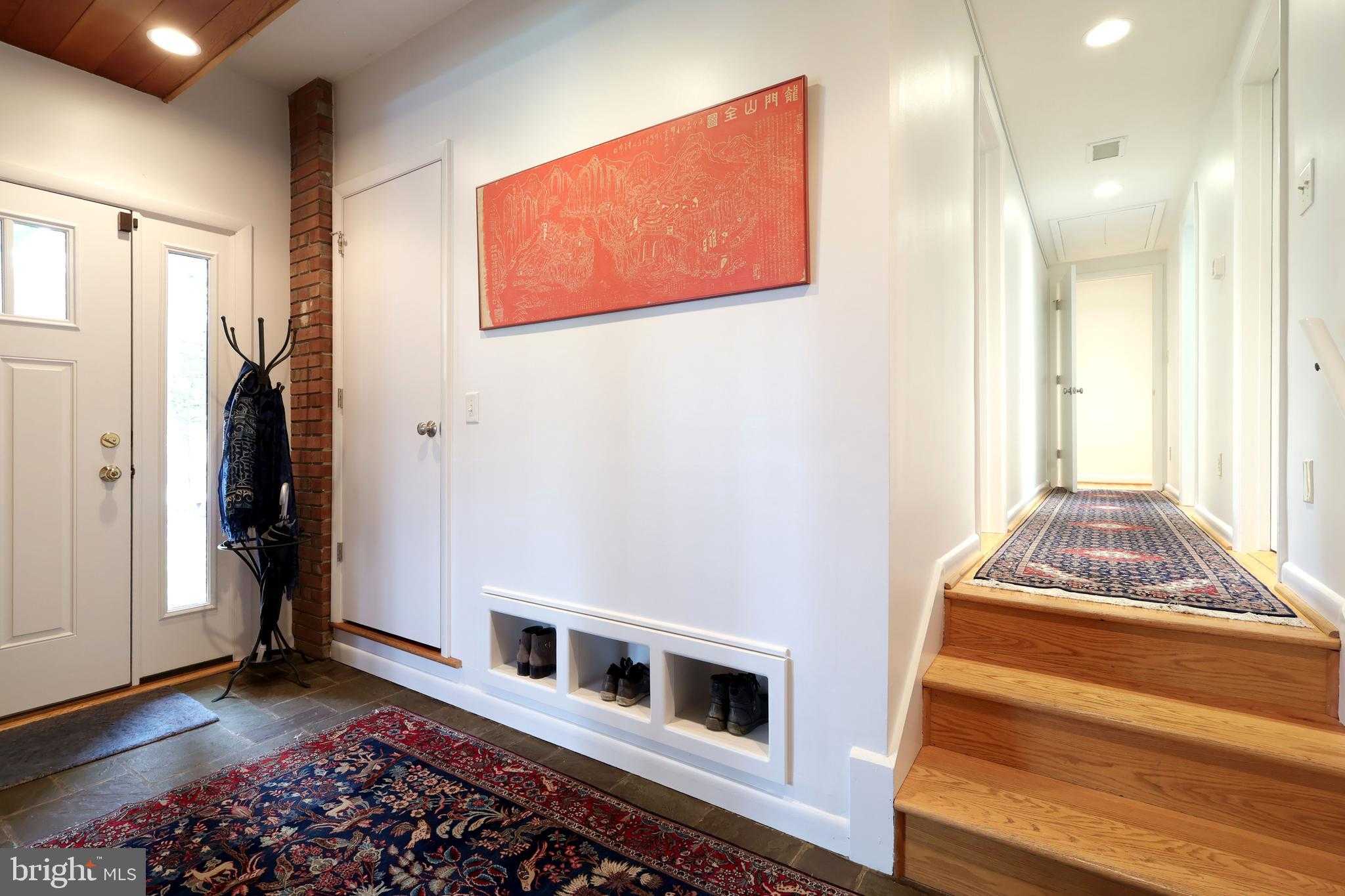 219 Ronan Dr photo 40