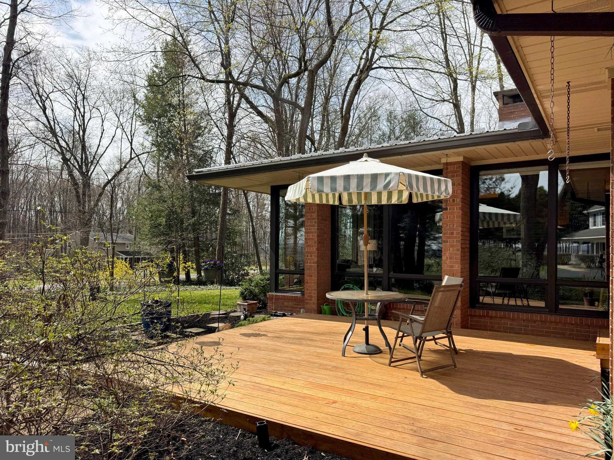 219 Ronan Dr photo 70