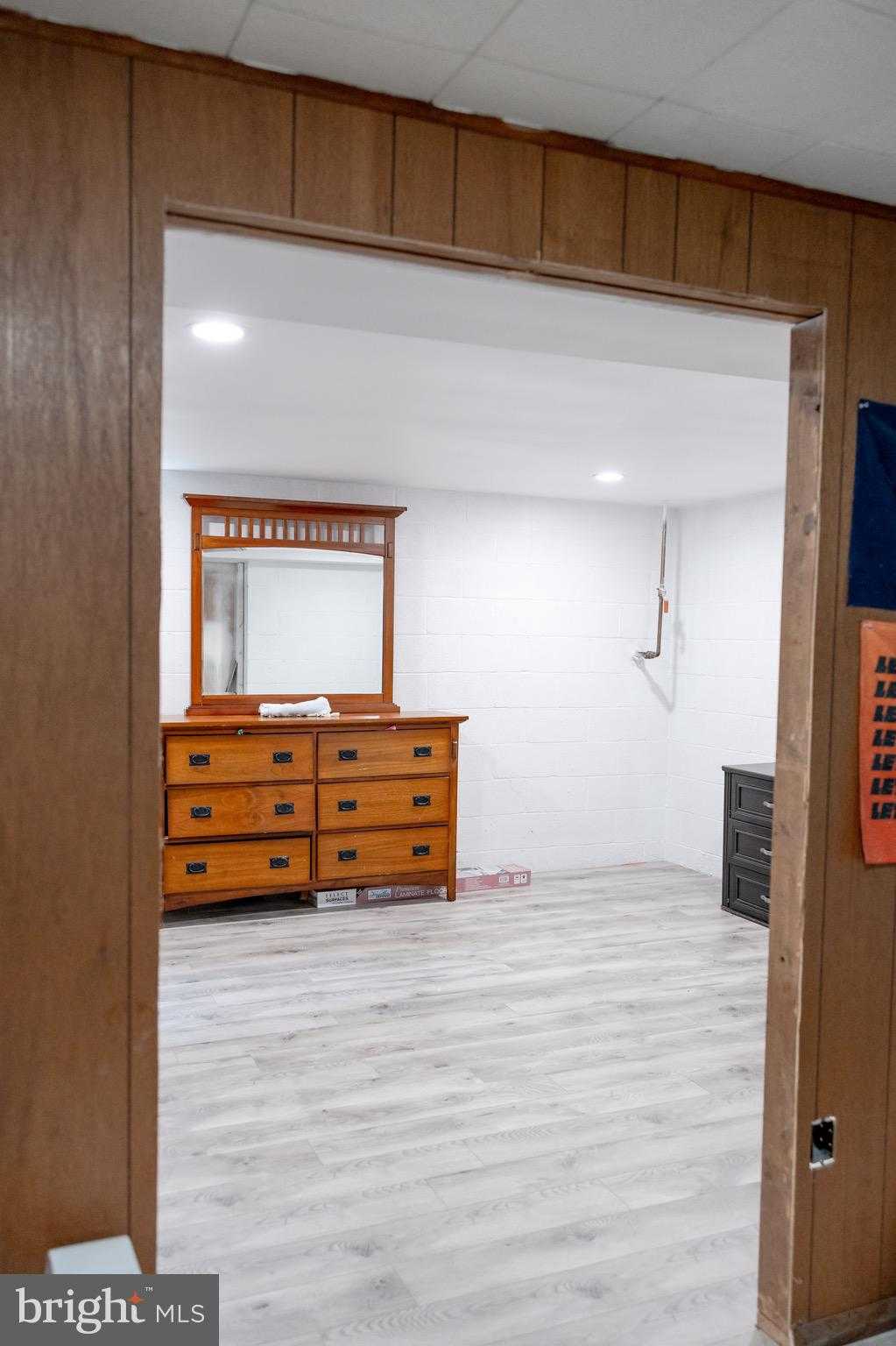 17334 W Washington St photo 32