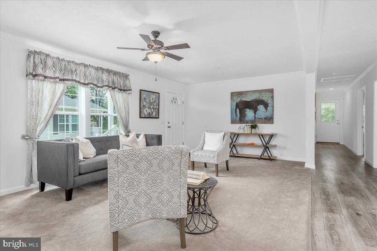 1361 Connecticut Ave photo 9