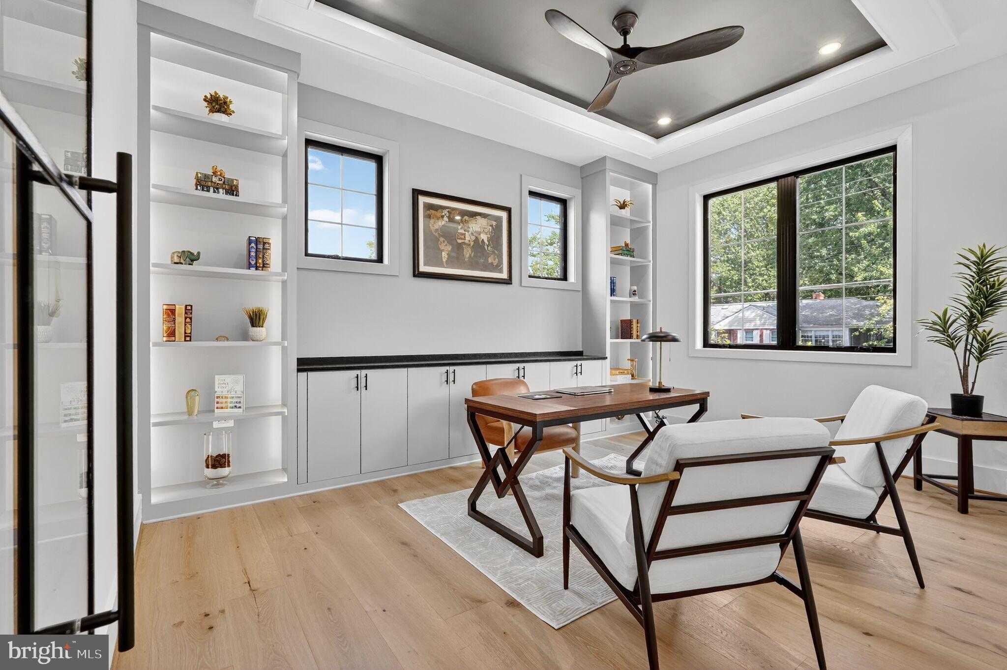 1730 Barbee St photo 10