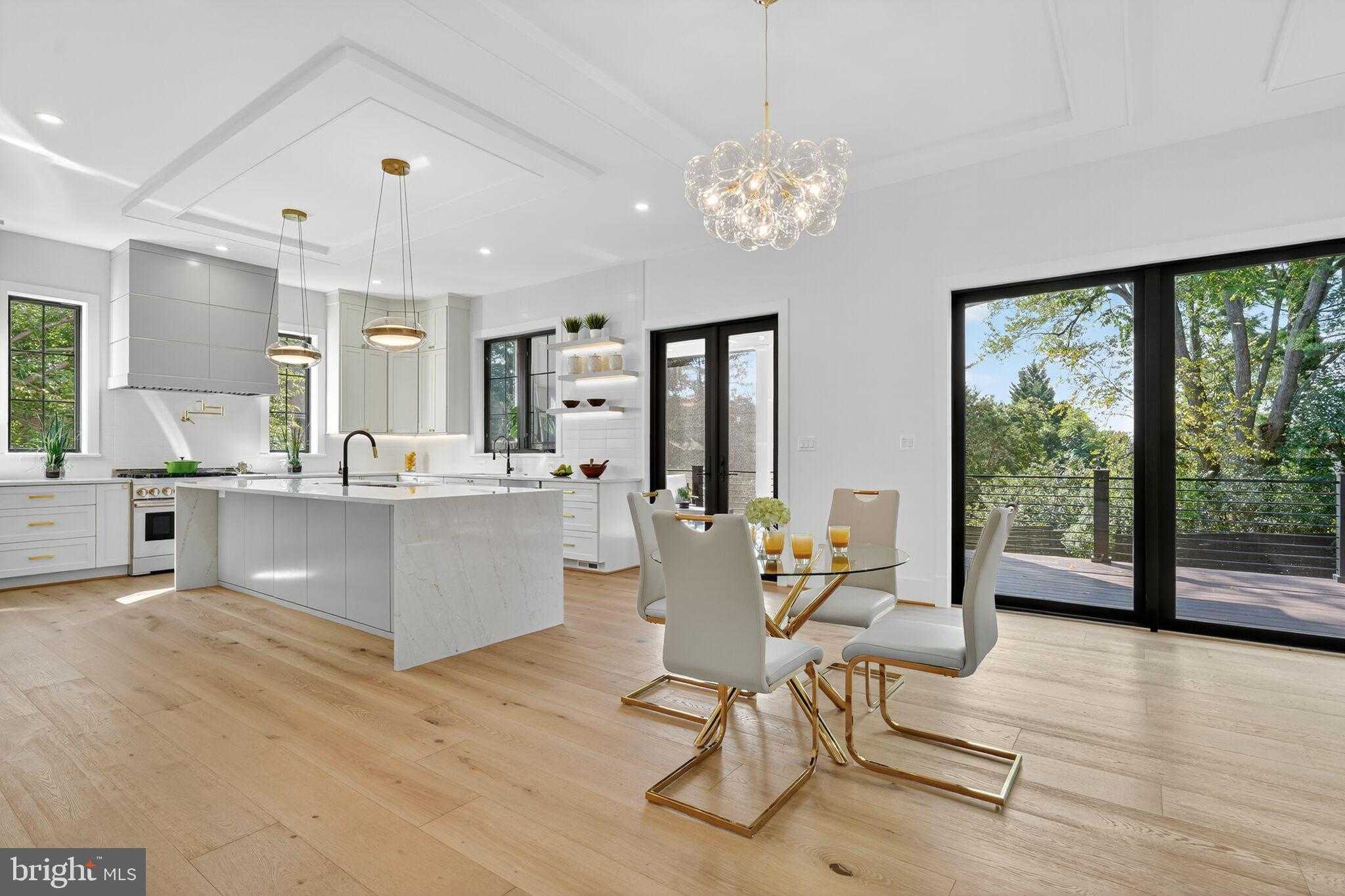 1730 Barbee St photo 23