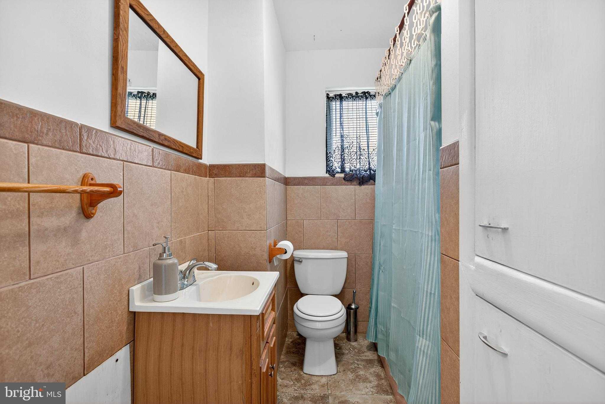 3409 Frankford Ave photo 25