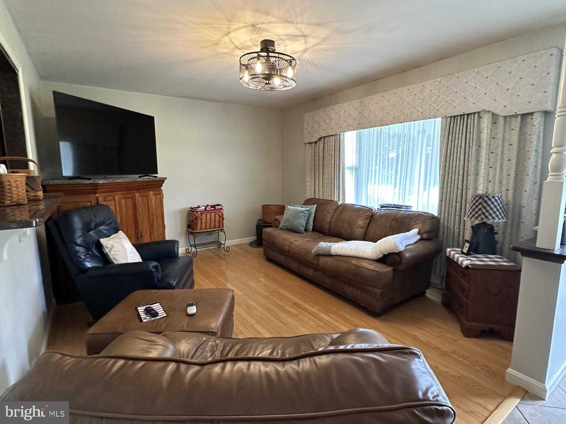 28402 Liden School Rd photo 13