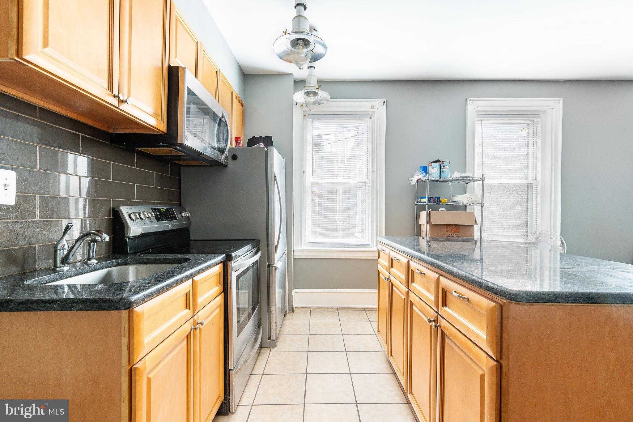 5214 Spruce St photo 19