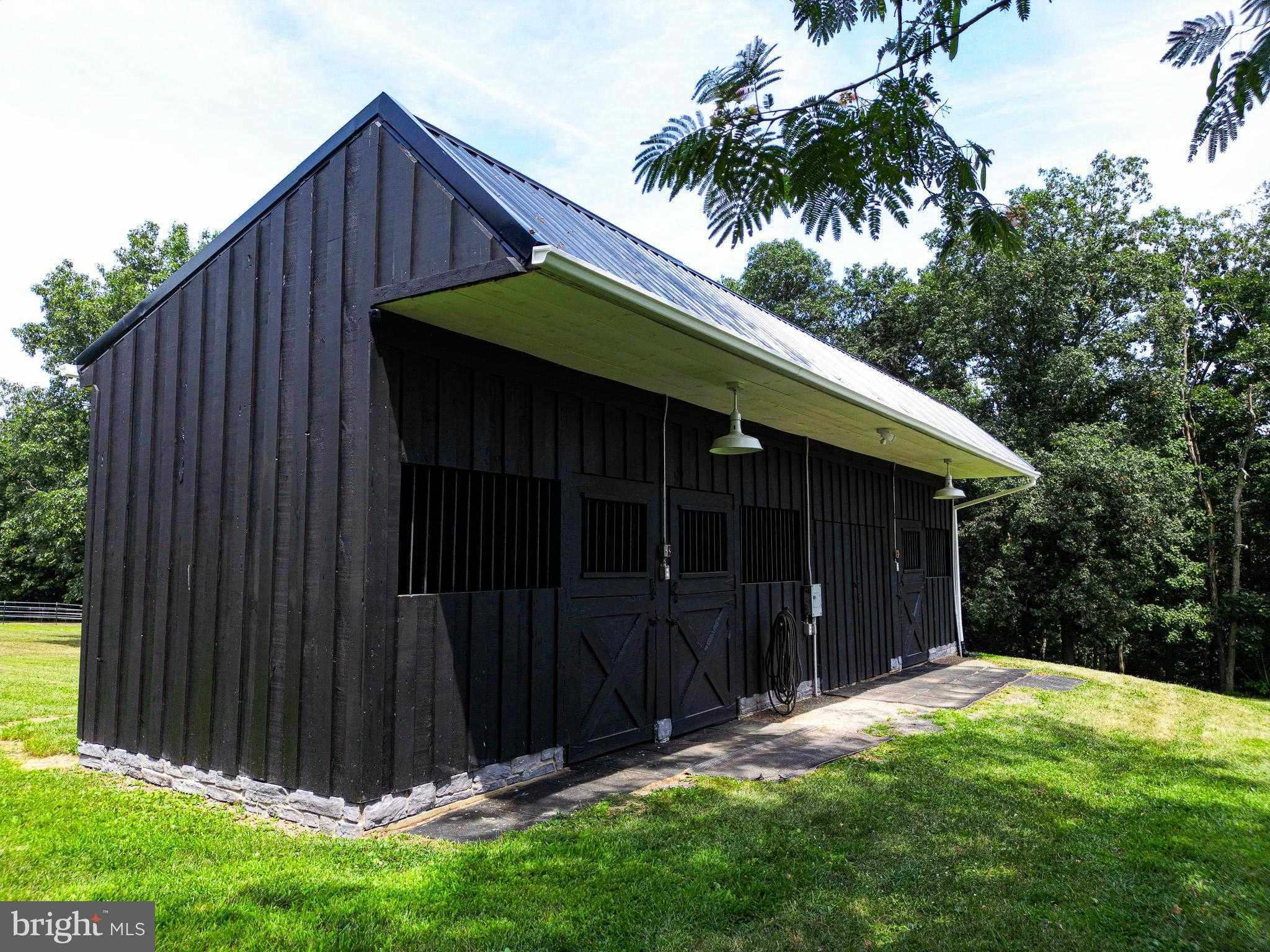 275 N Middleton Rd photo 13