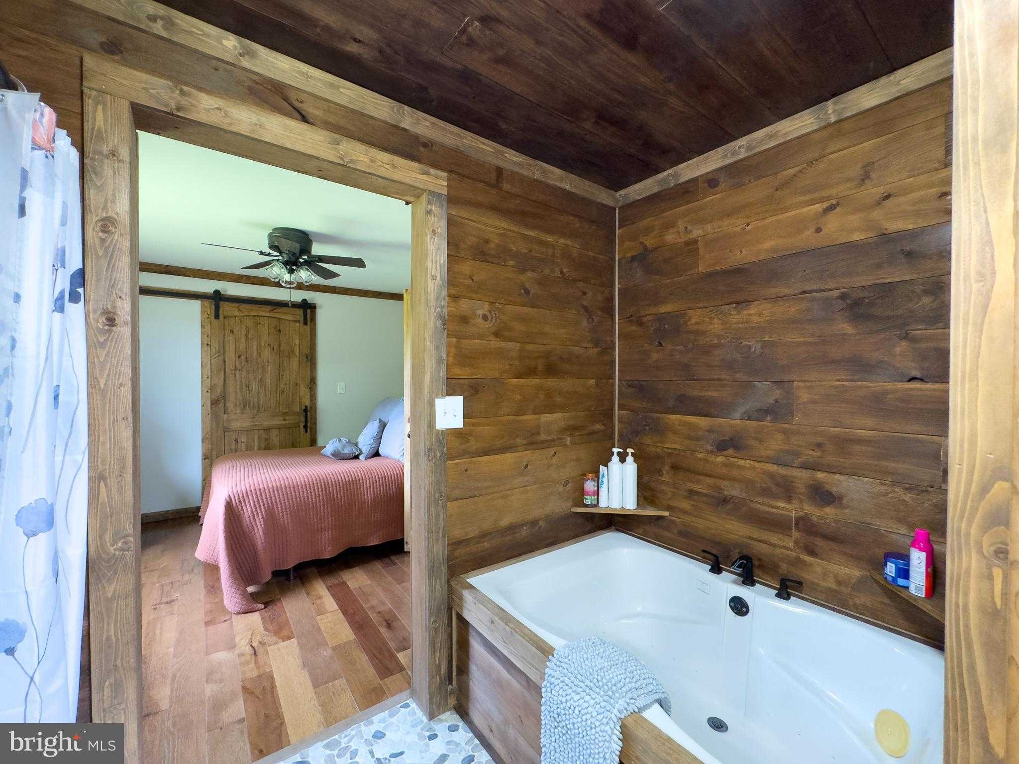 275 N Middleton Rd photo 39