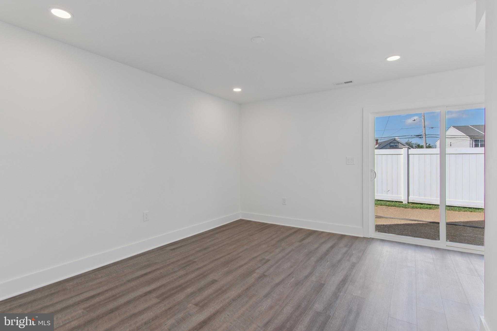 9838 Legion St photo 56