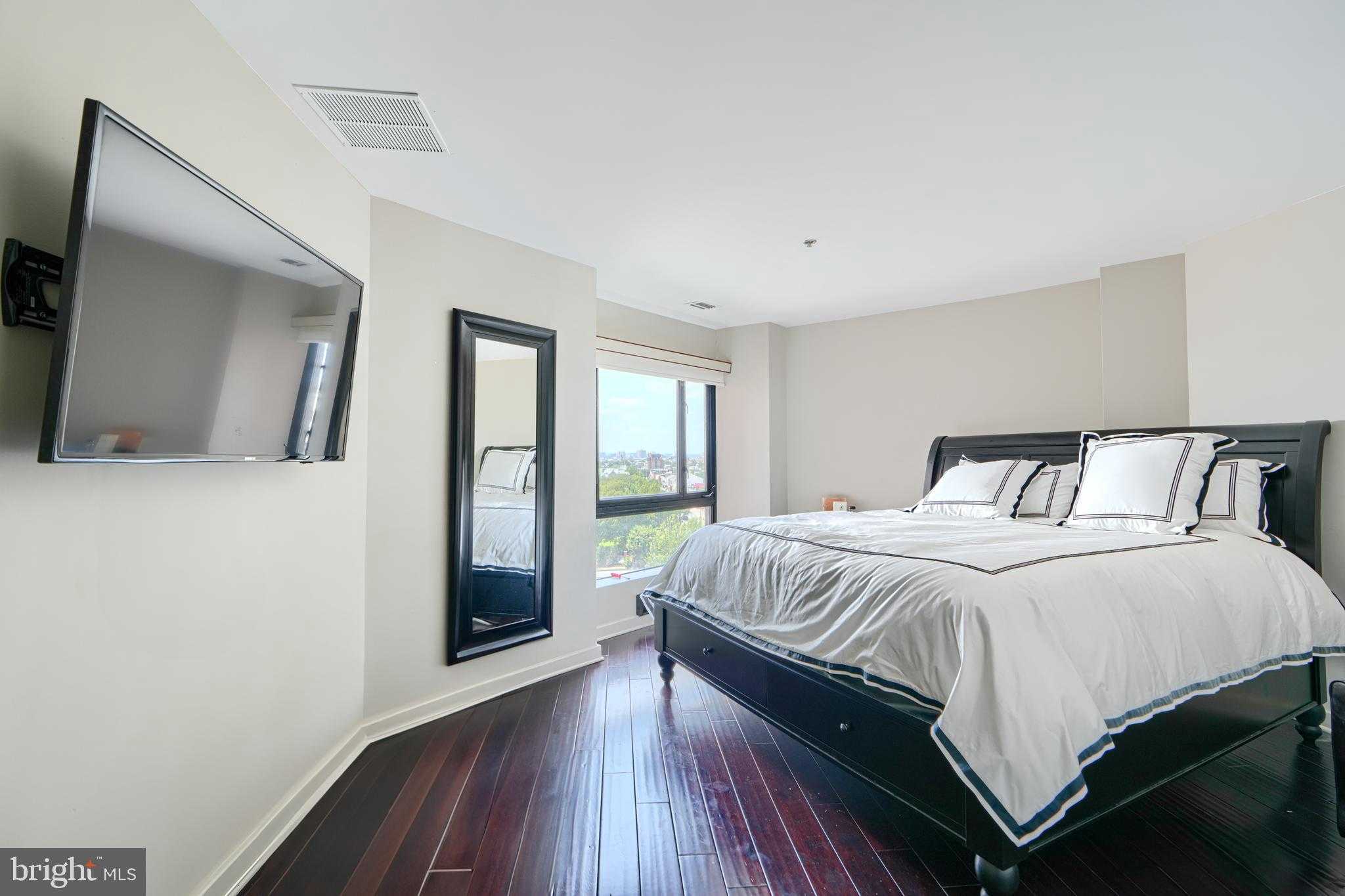 2515 Boston St Apt 706 photo 6