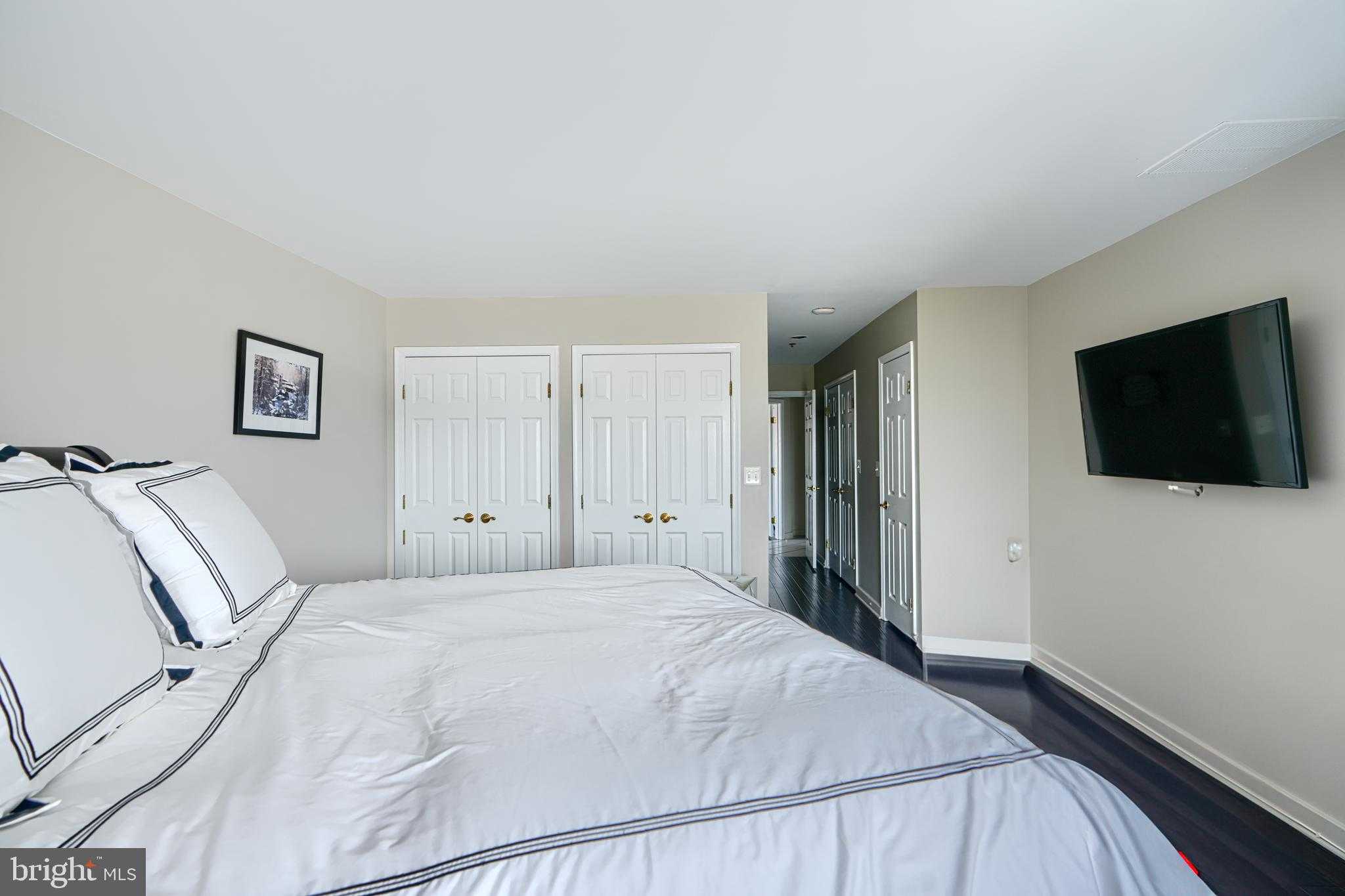 2515 Boston St Apt 706 photo 7