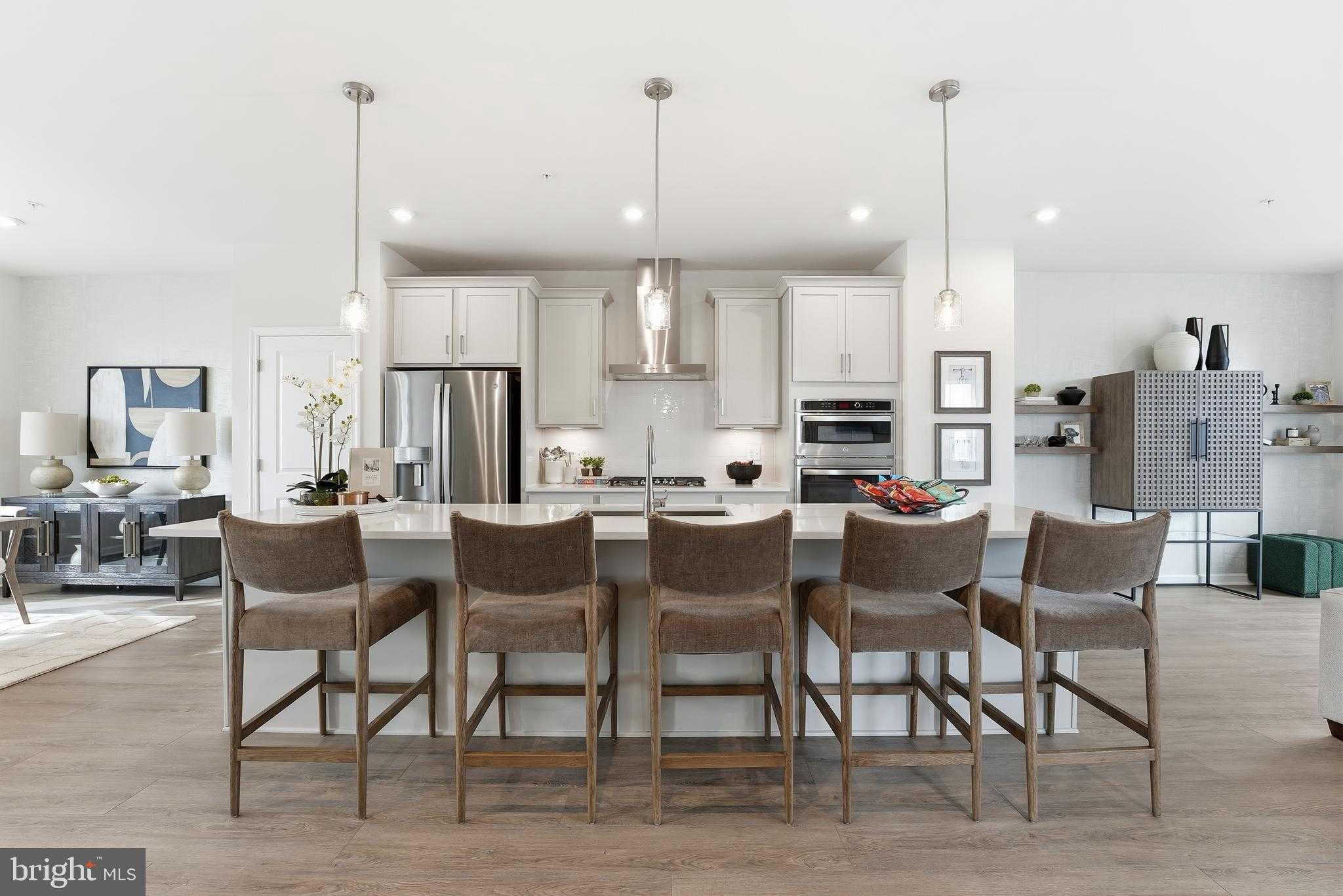 10307 Alta Pl photo 3