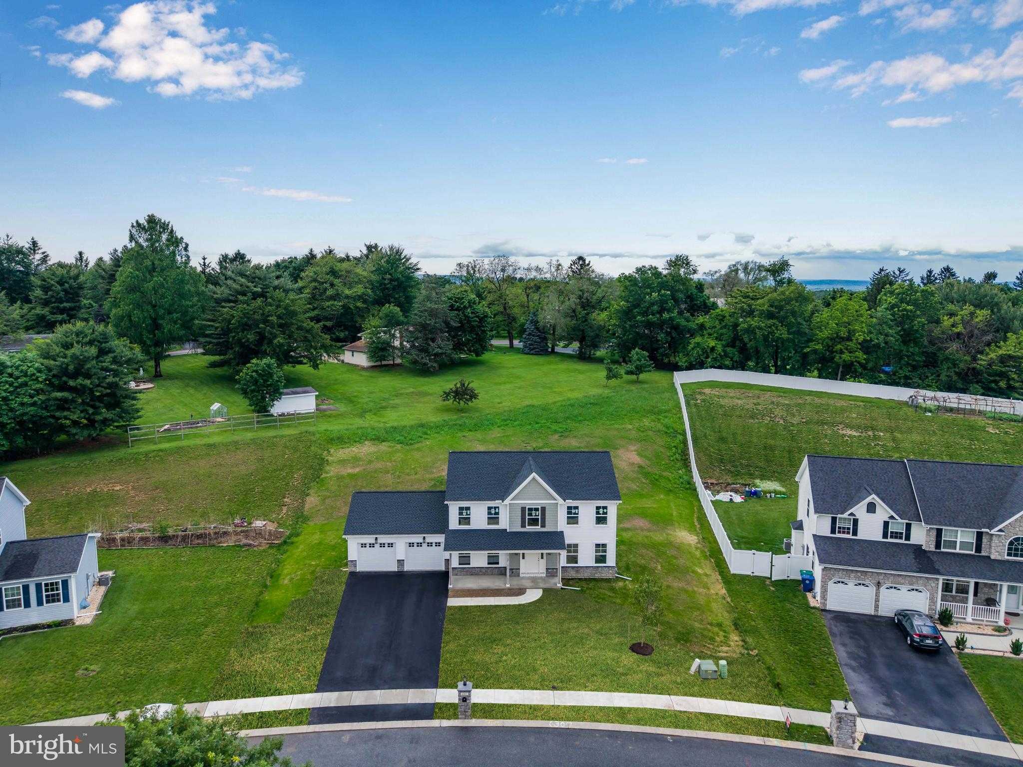 6307 Aston Ct photo 4