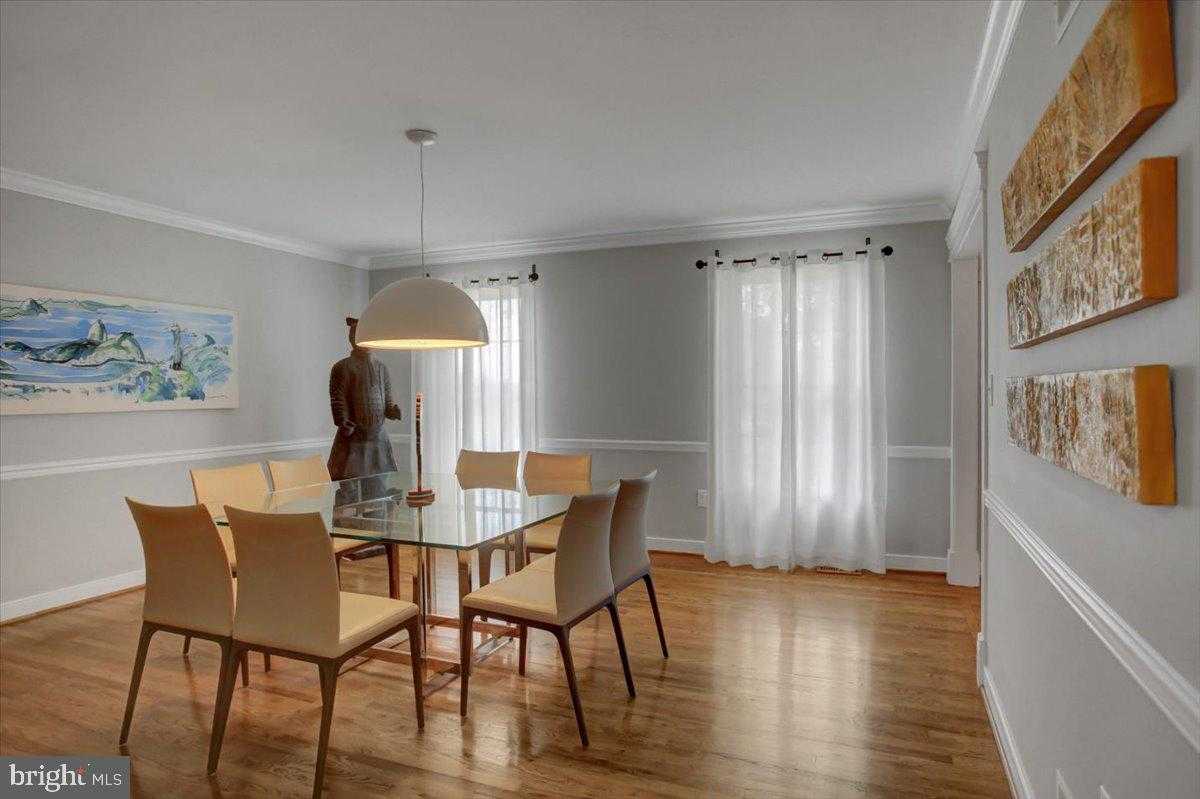 20204 Plumwood Dr photo 7