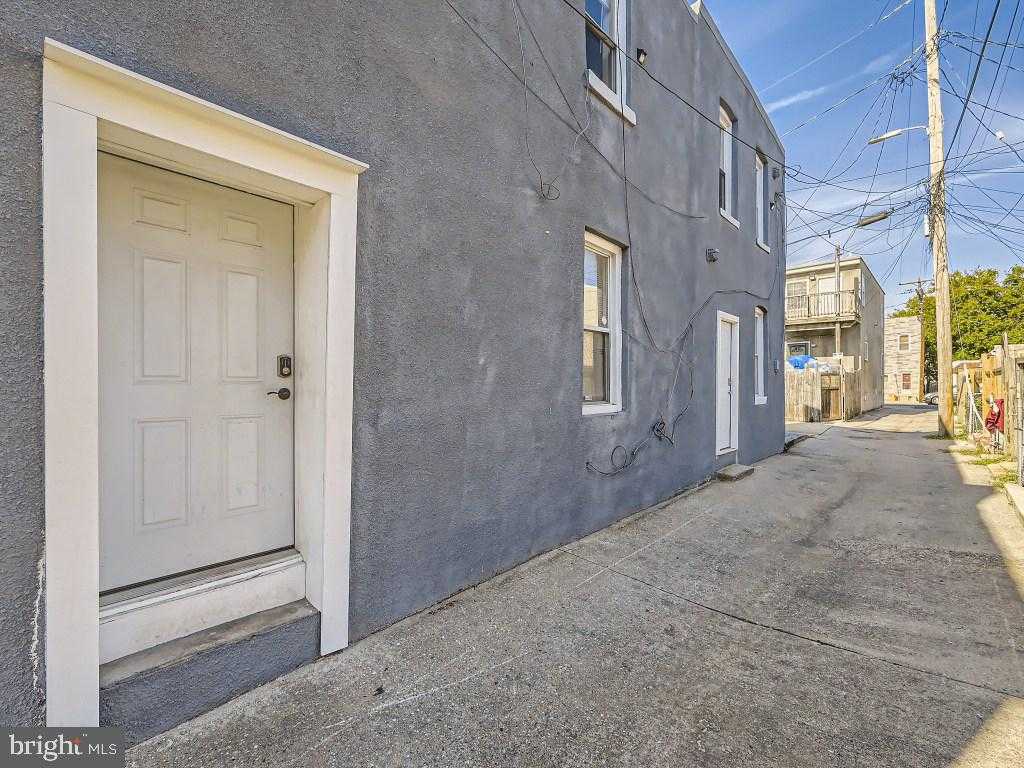 1402 Carroll St photo 19