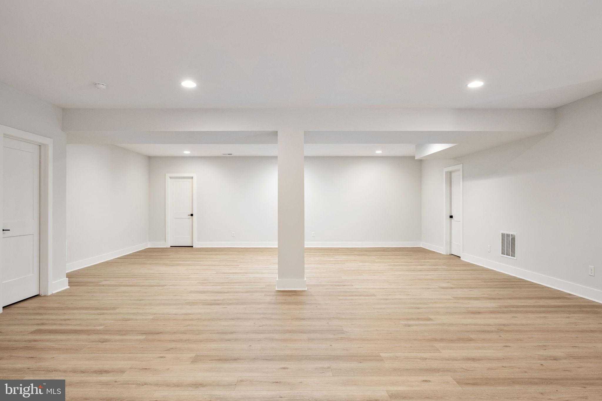 8639 Rosni Way photo 21