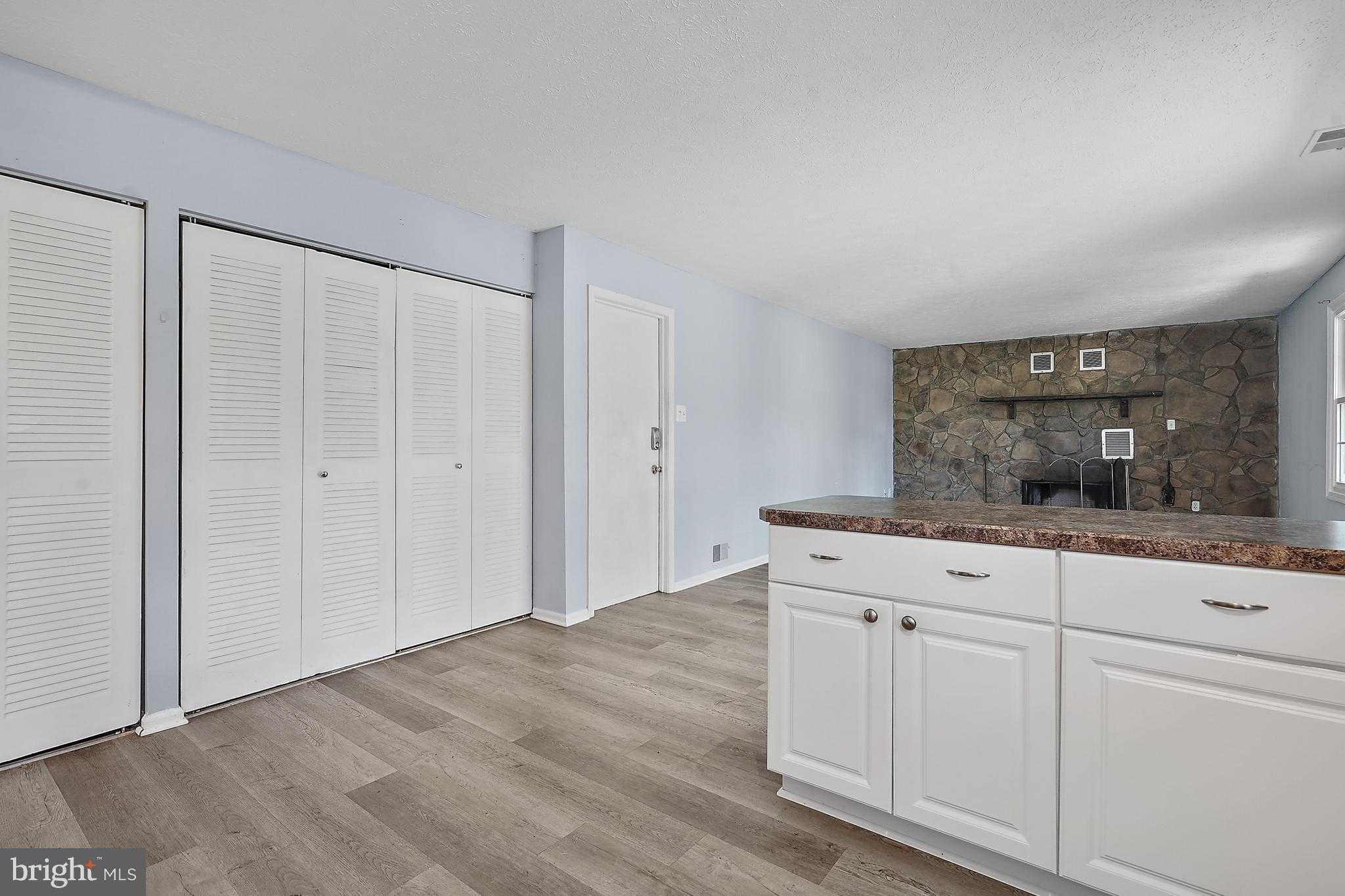 2018 Buoy Dr photo 24