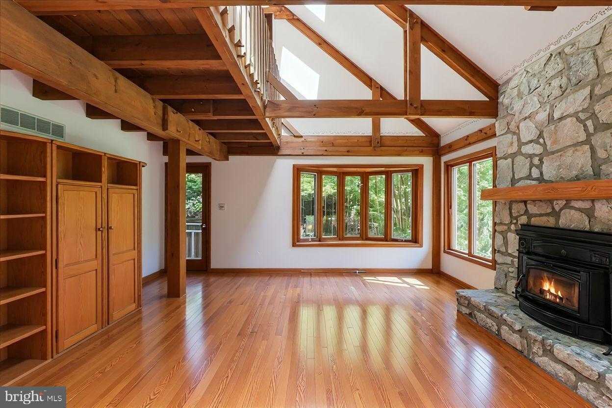 962 E Baltimore Pike photo 7