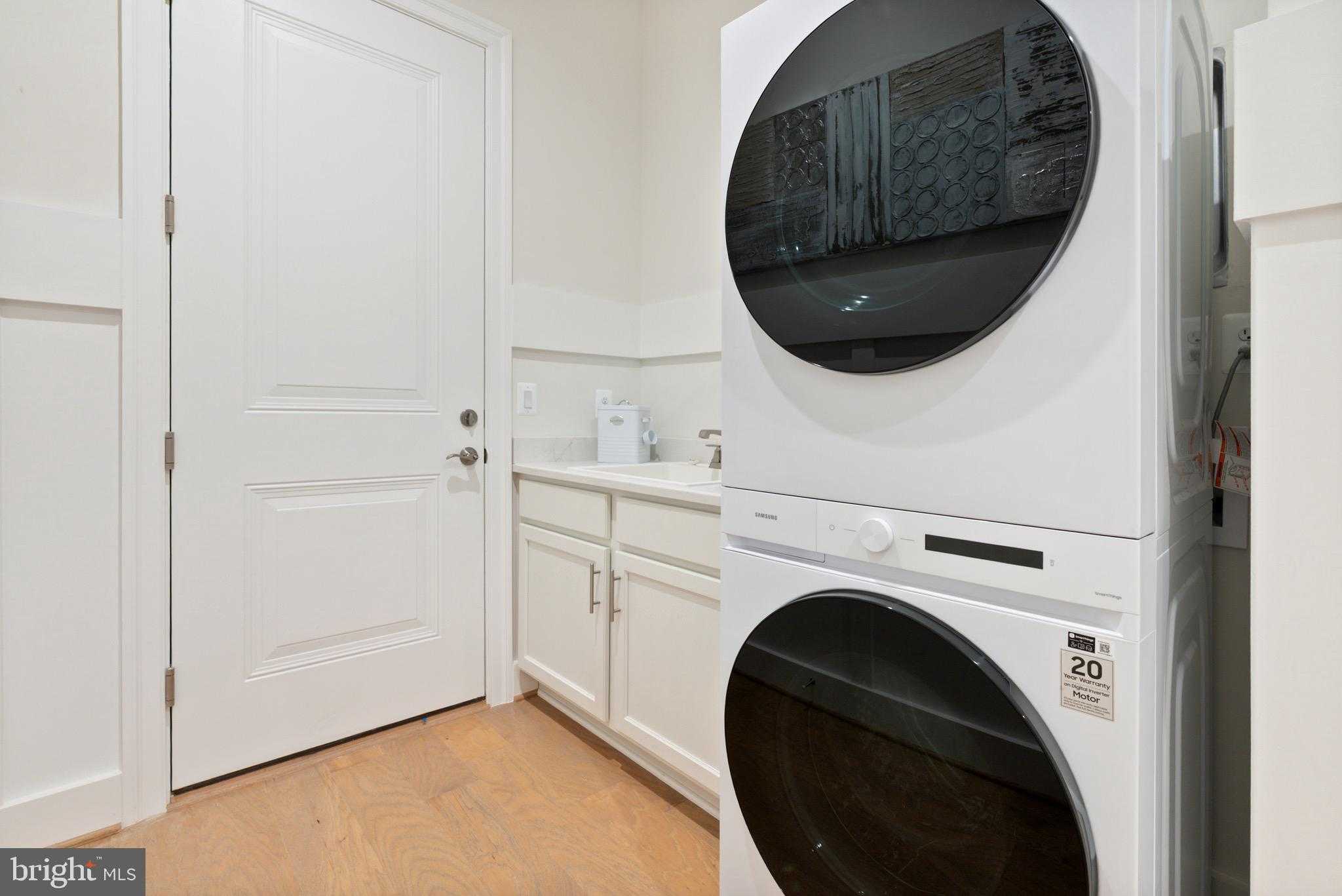 1805 Mcguire CT photo 26