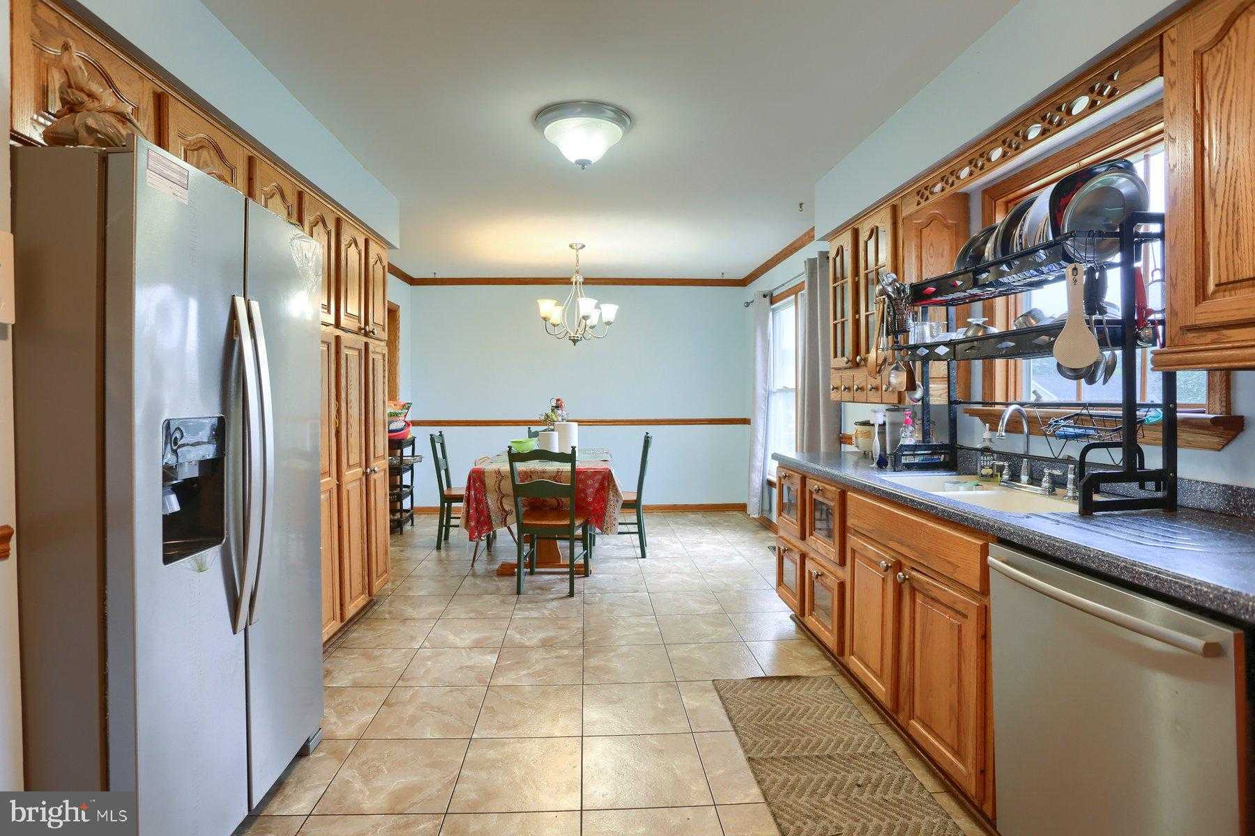 6418 Gillingham Ln photo 7