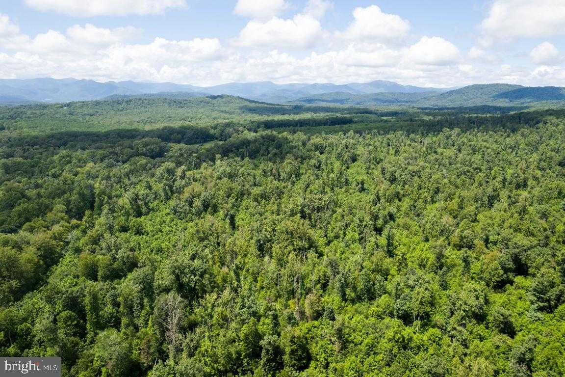 W Hoover Rd photo 16