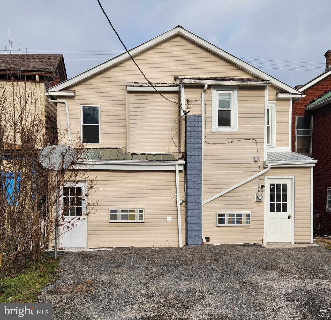 117 W Piedmont St photo 3