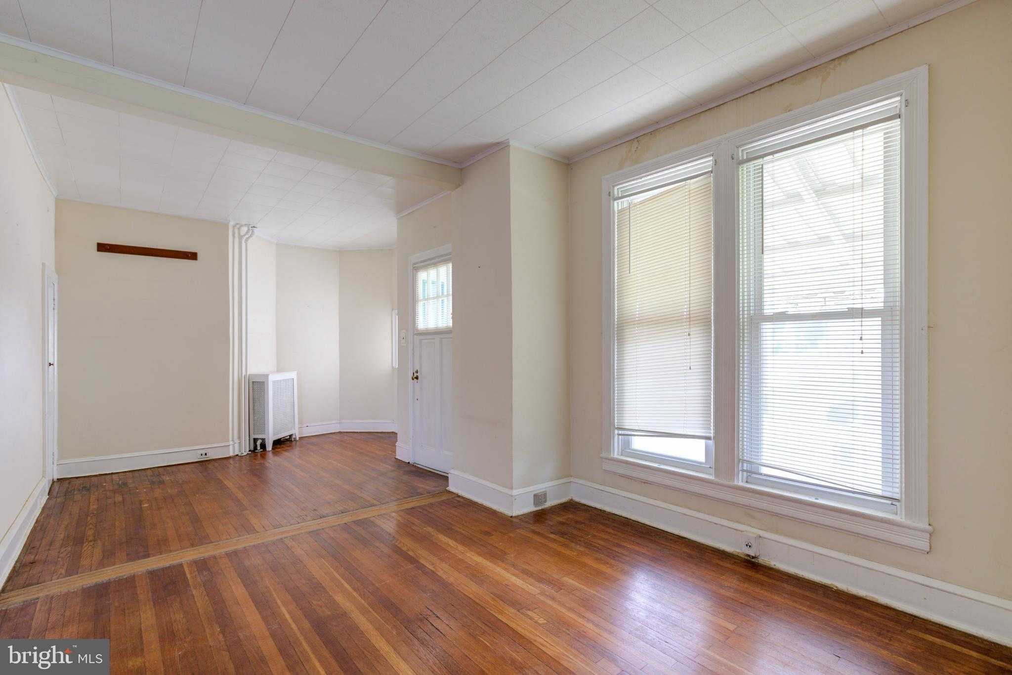 27 Garfield Ave photo 11