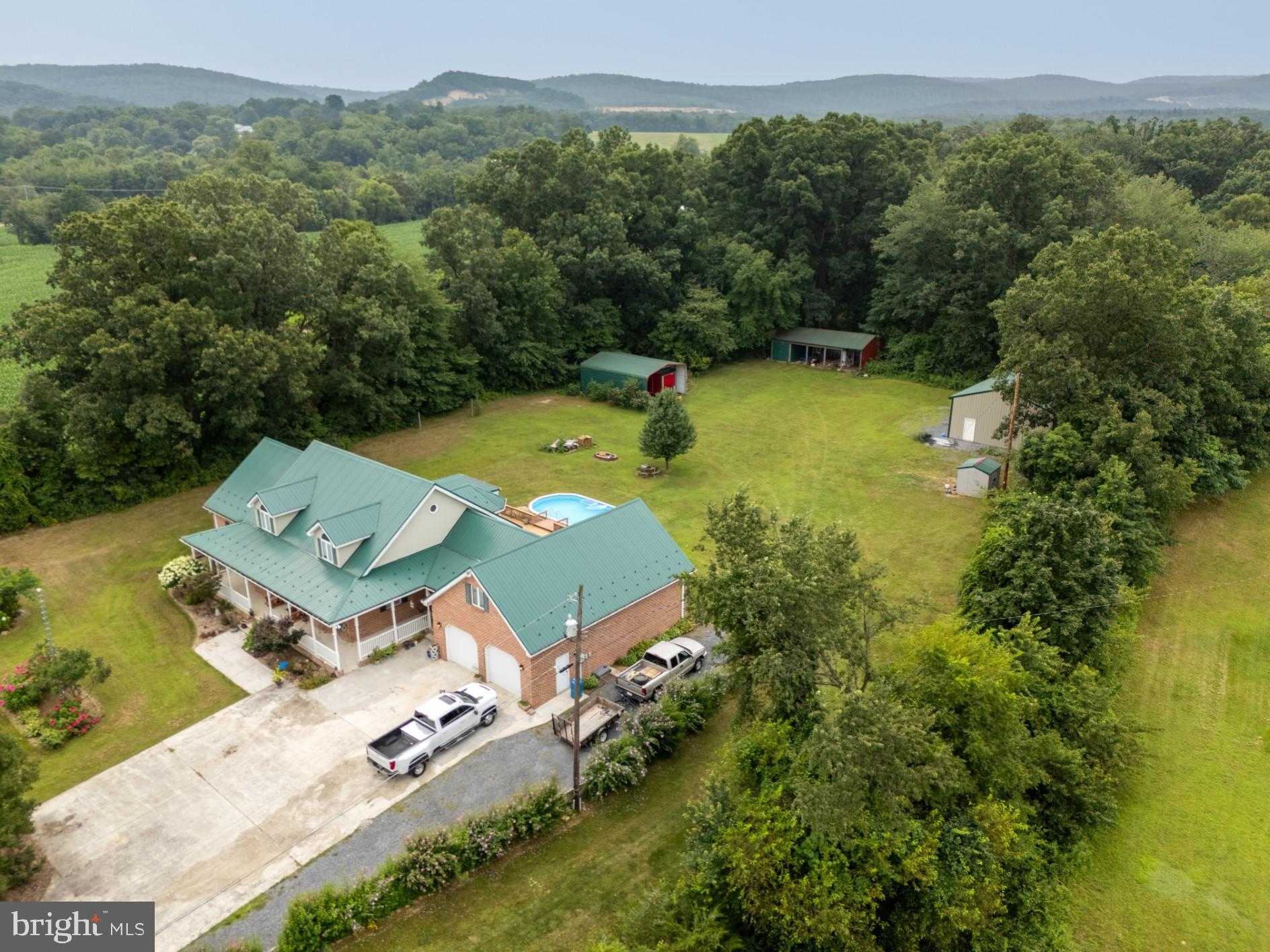 6426 Lincoln Way E photo 54