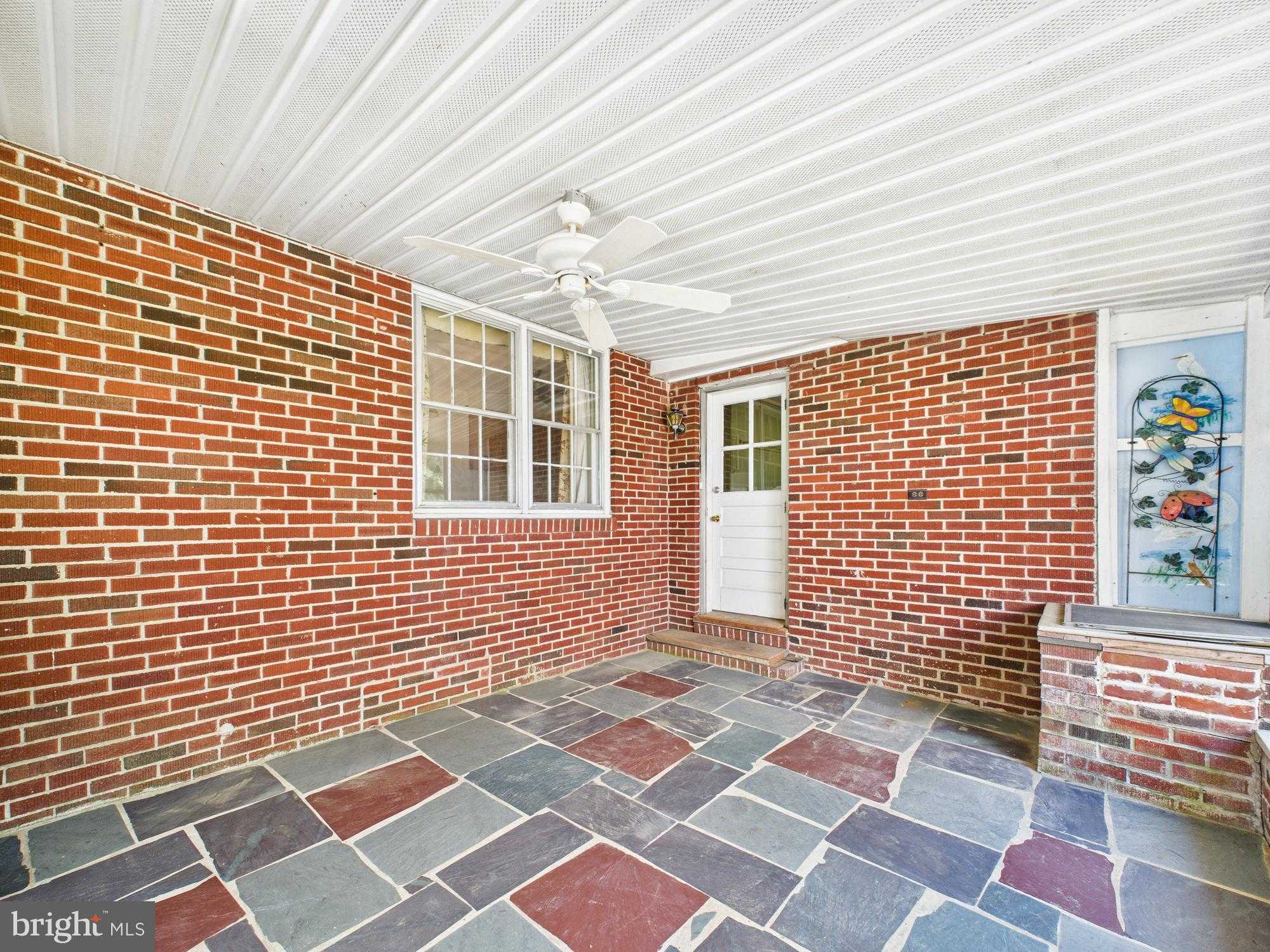 207 Bloomingdale Ave photo 38