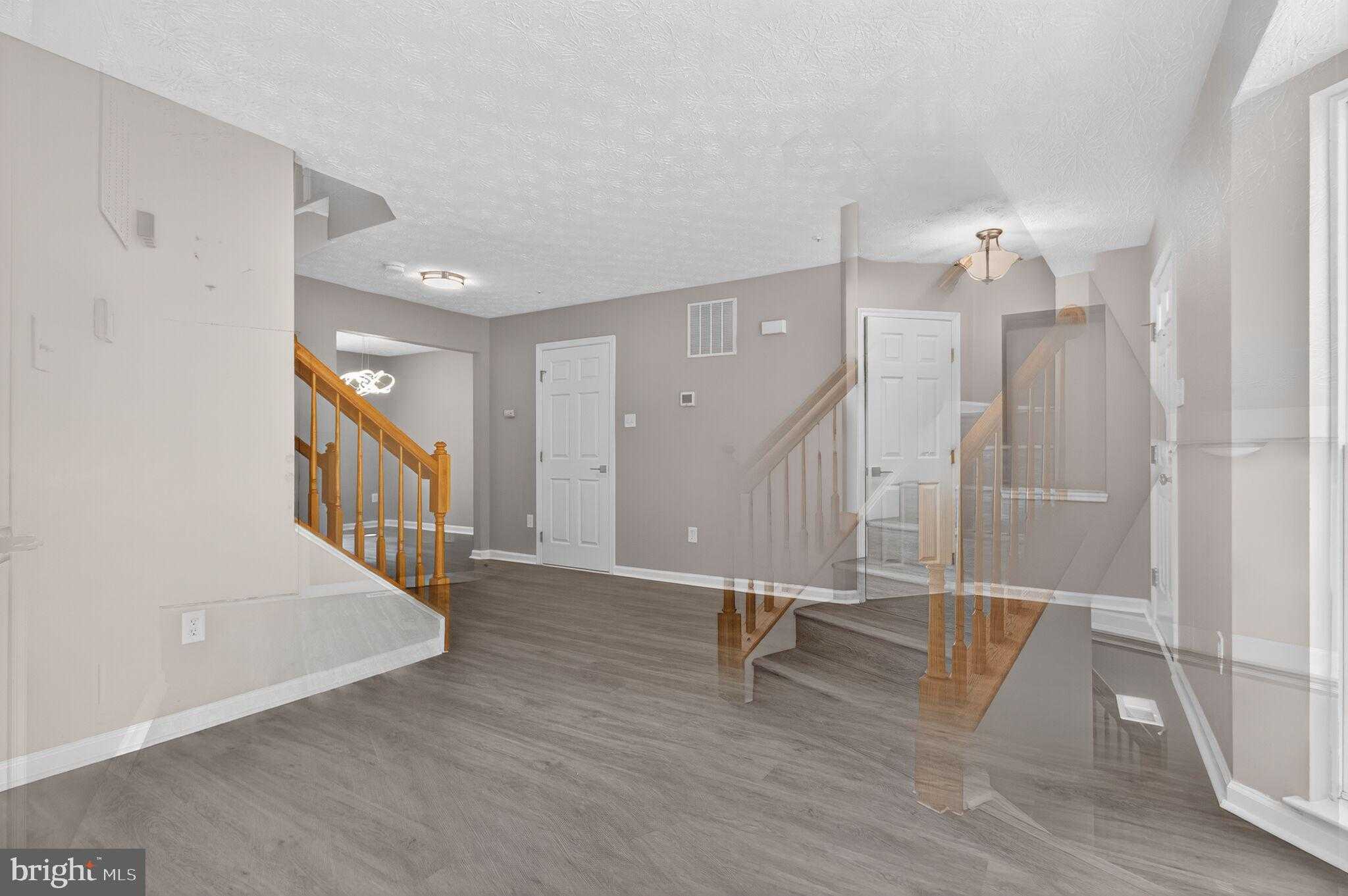 9538 Oakhurst Dr photo 25