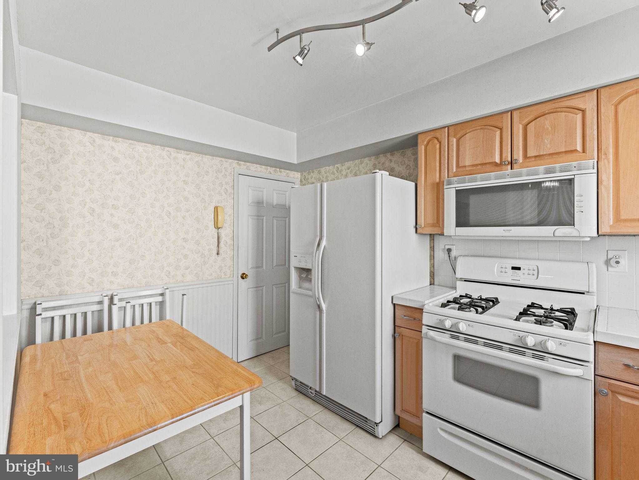 3434 Belgrade St photo 10