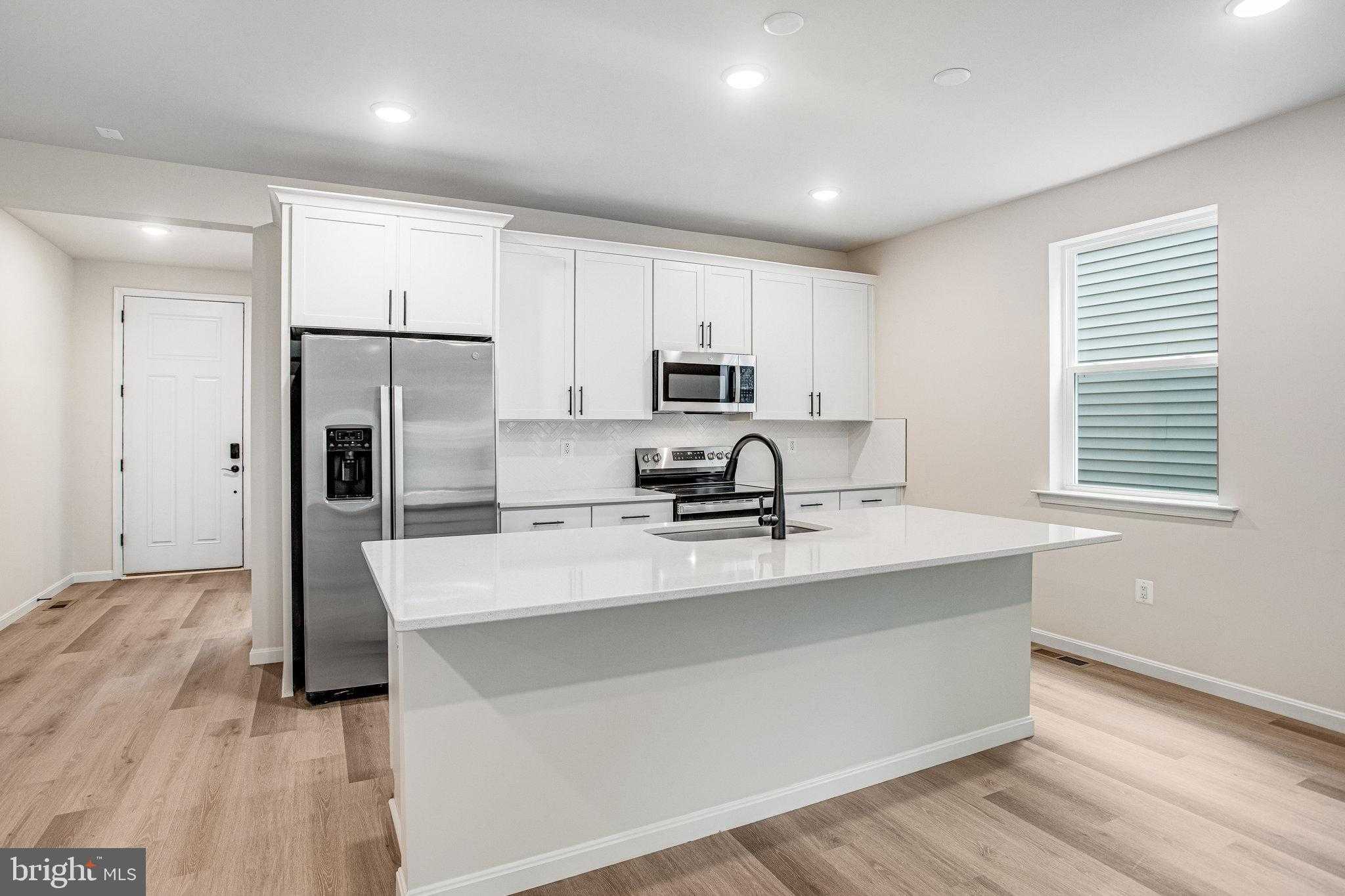 7106 Braxton Ct photo 7