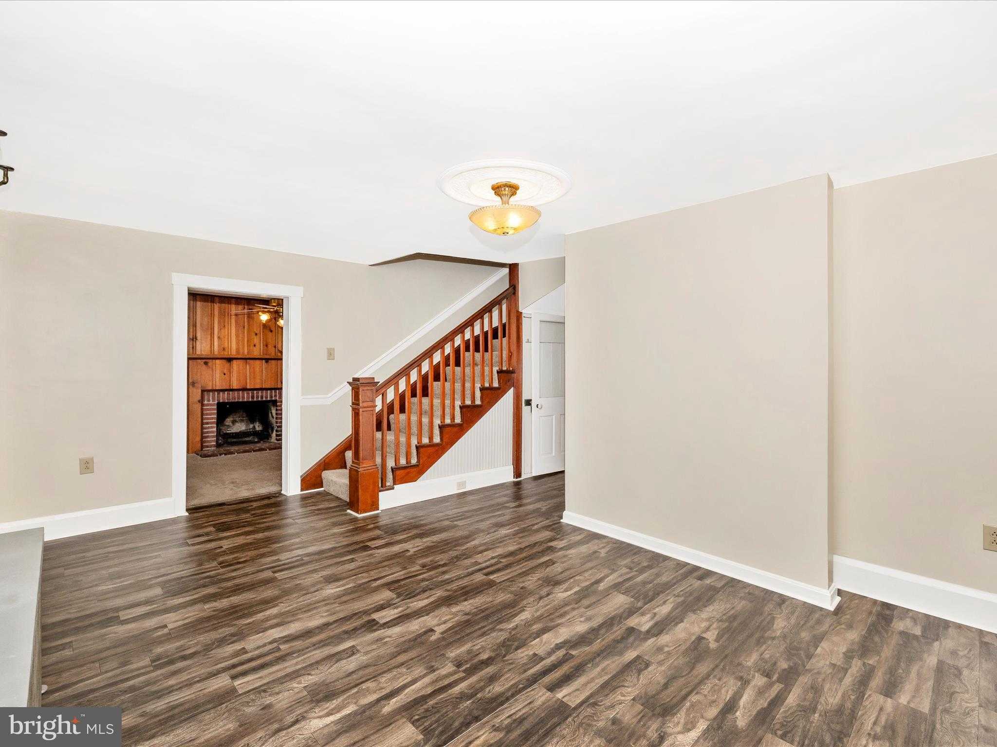 18 Water St photo 13