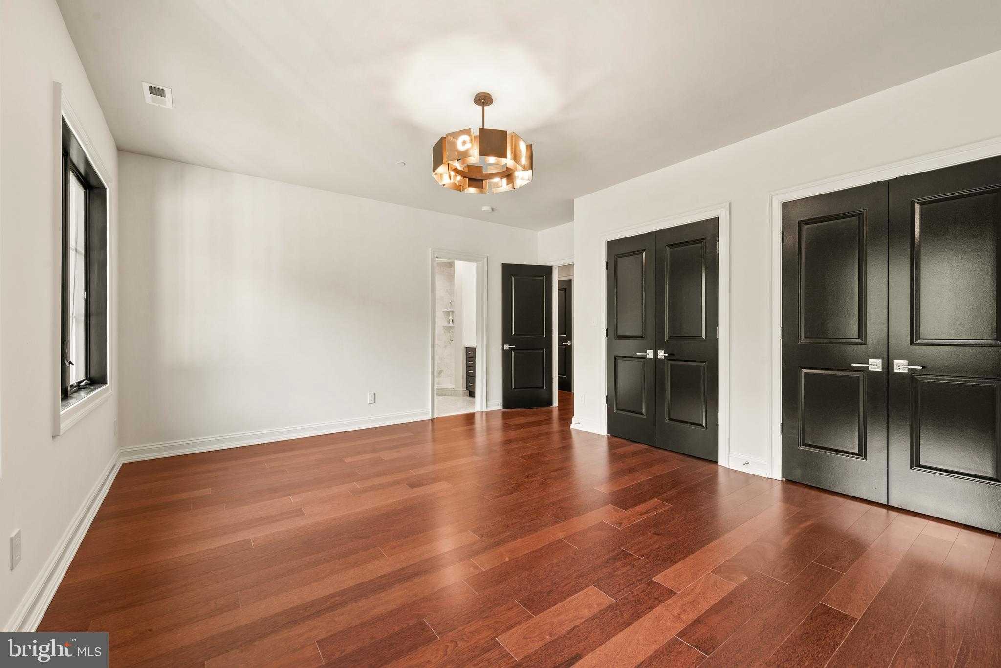 928 Fenario Cir photo 43